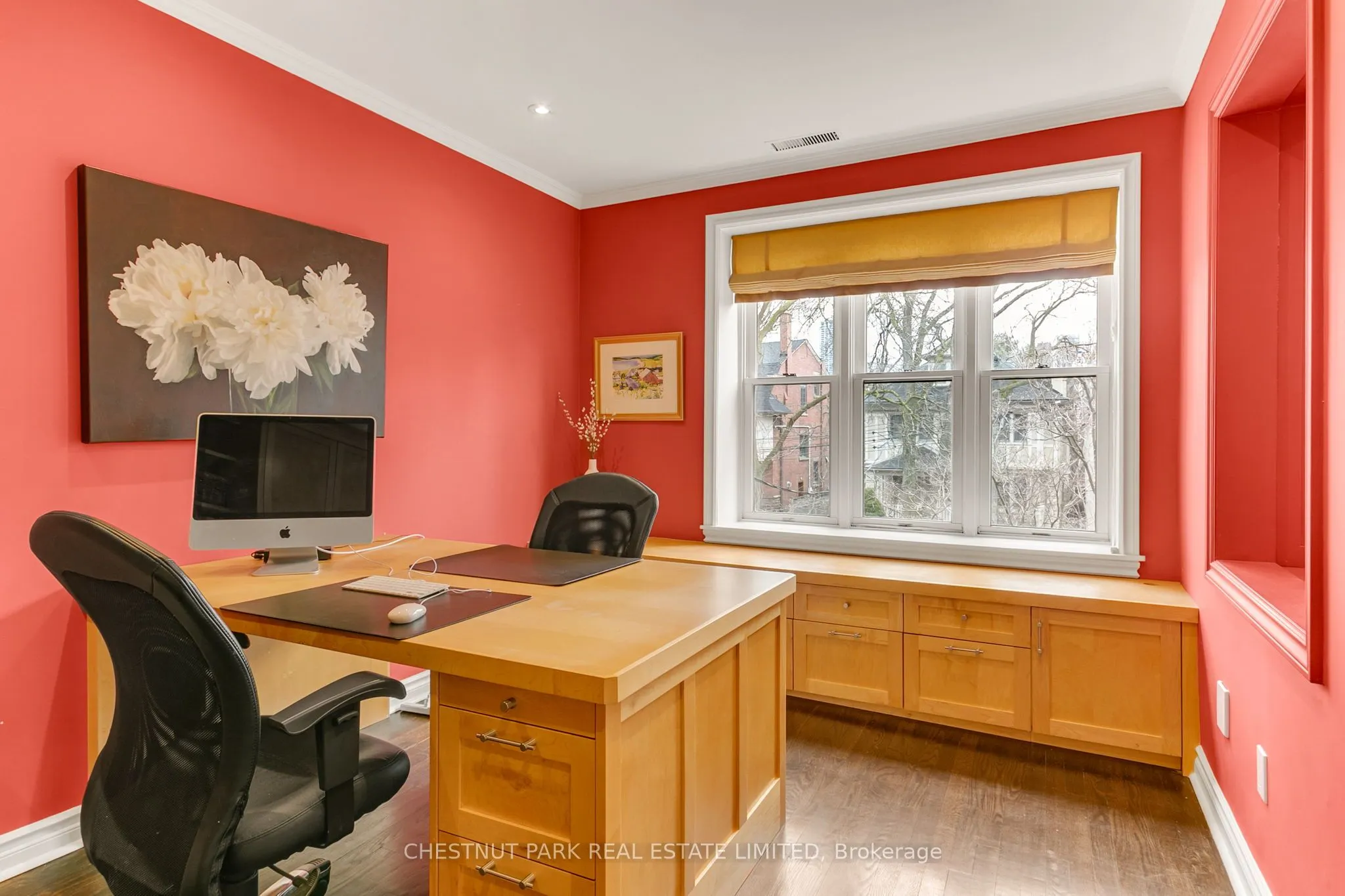 68 Rowanwood Avenue