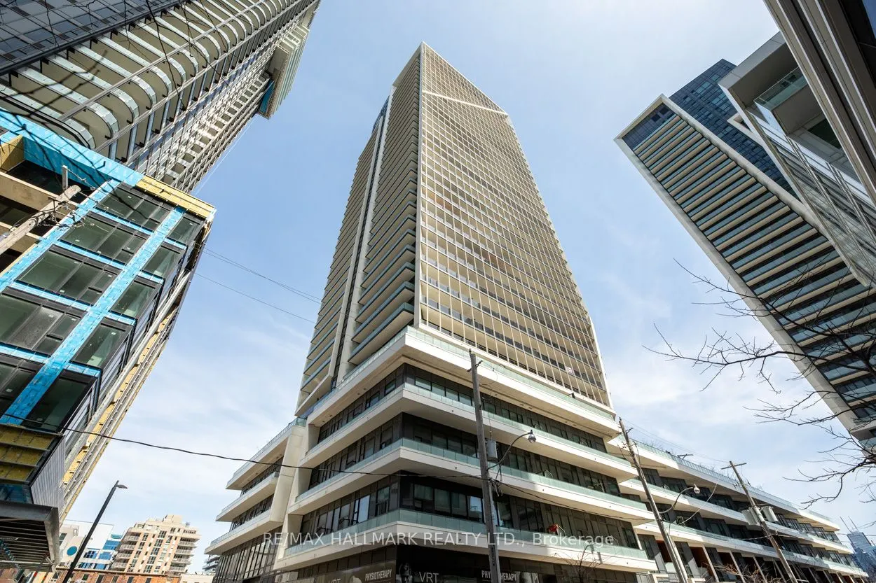 50 Ordnance Street, #403