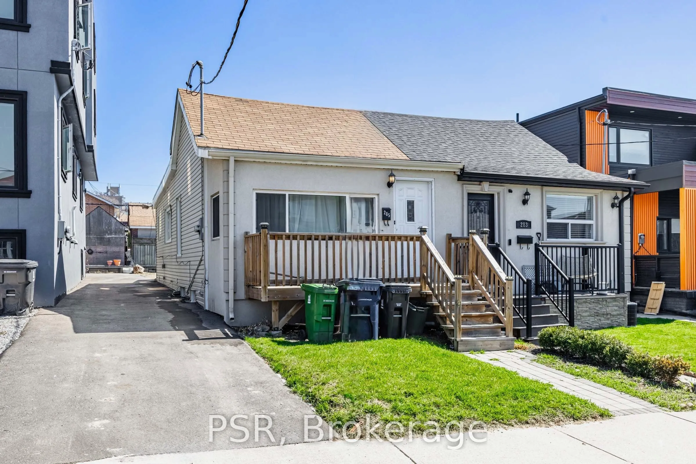 285 Robina Avenue