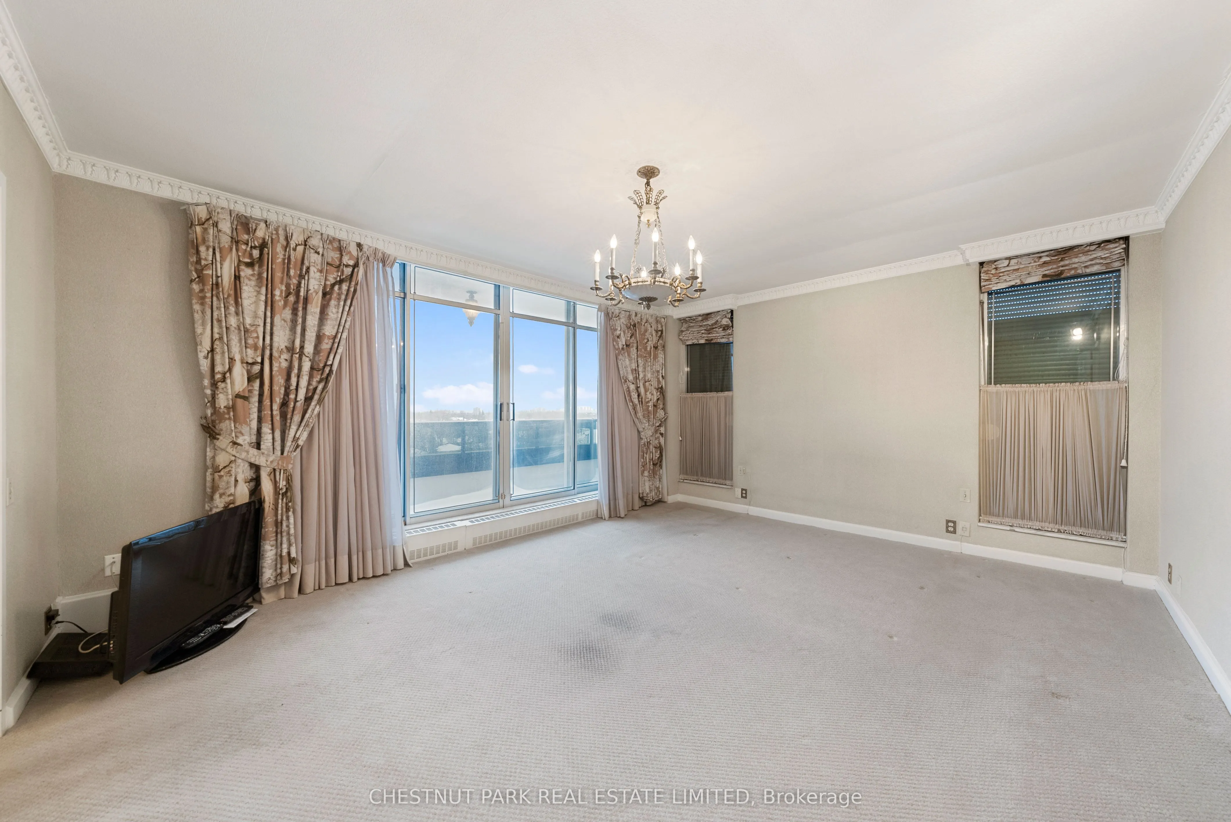 2600 Bathurst Street, #PH 1