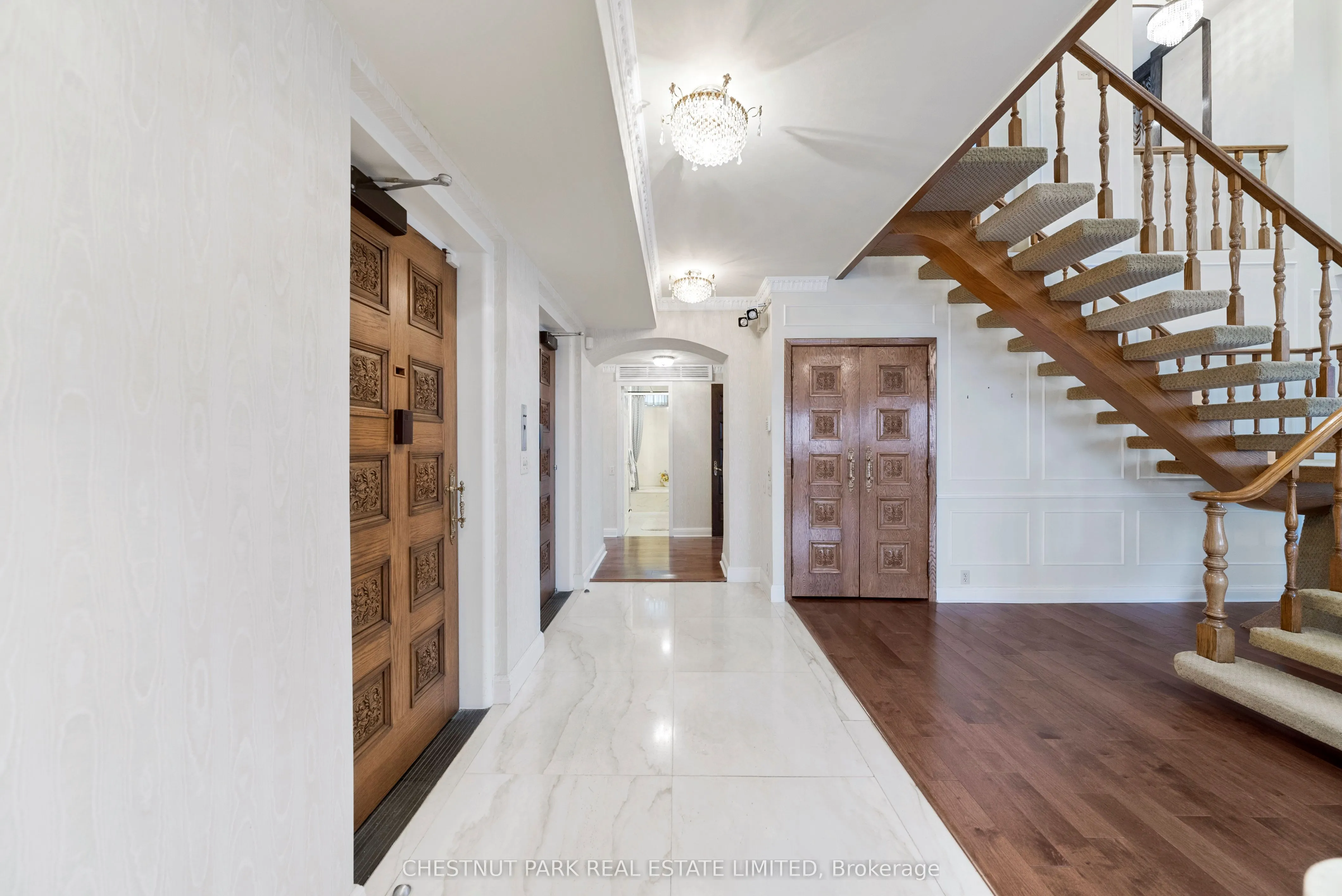 2600 Bathurst Street, #PH 1