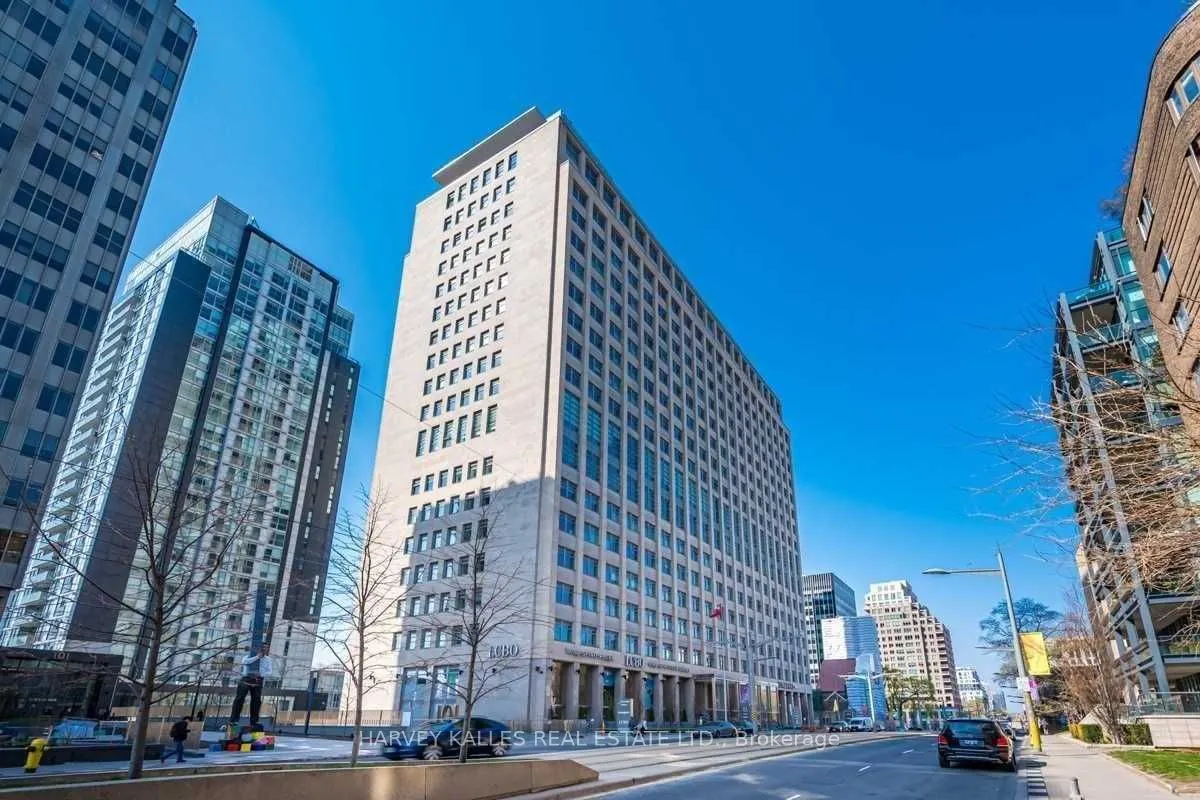 111 St Clair Avenue W, #419