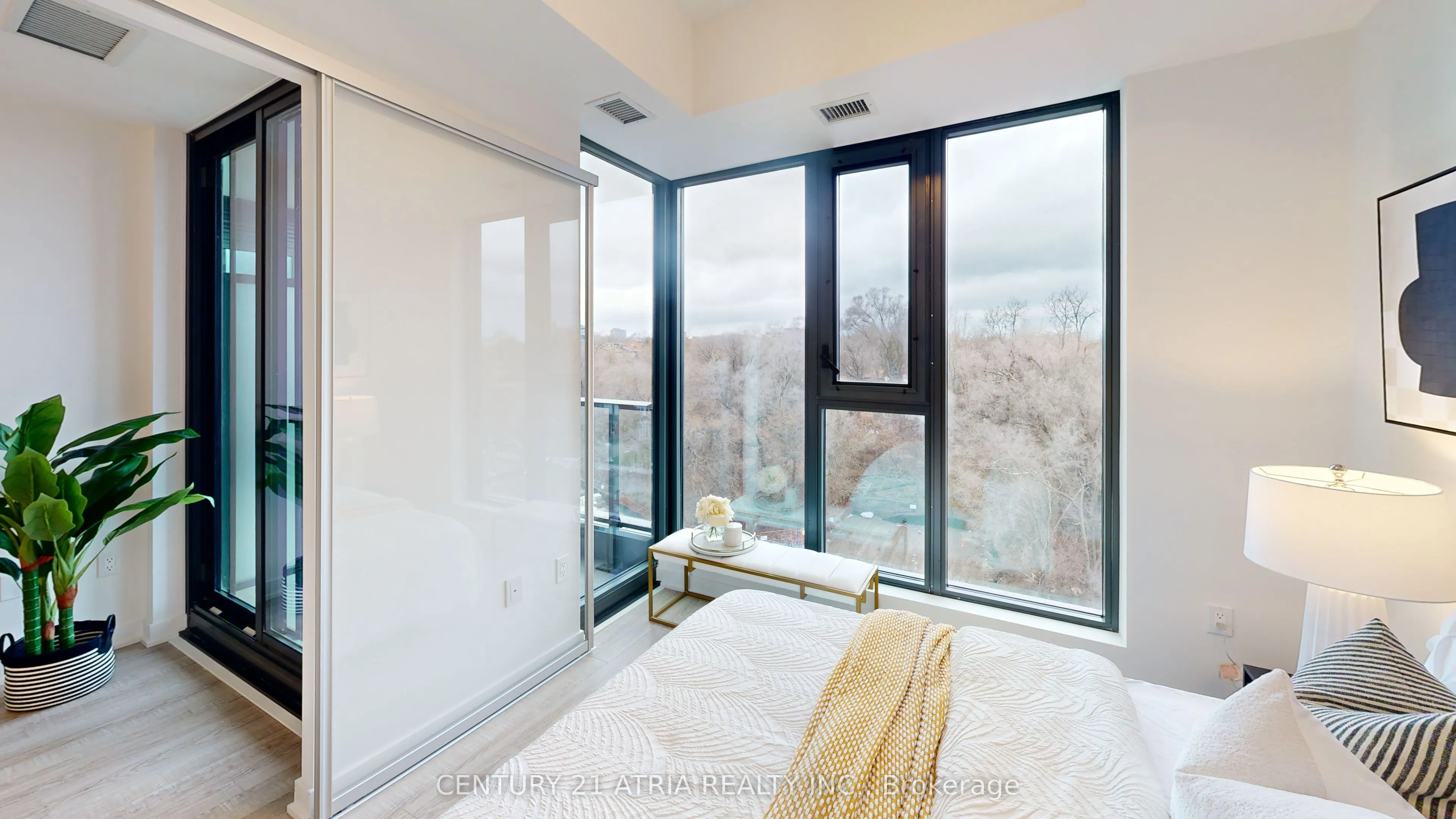 250 Lawrence Avenue W, #605