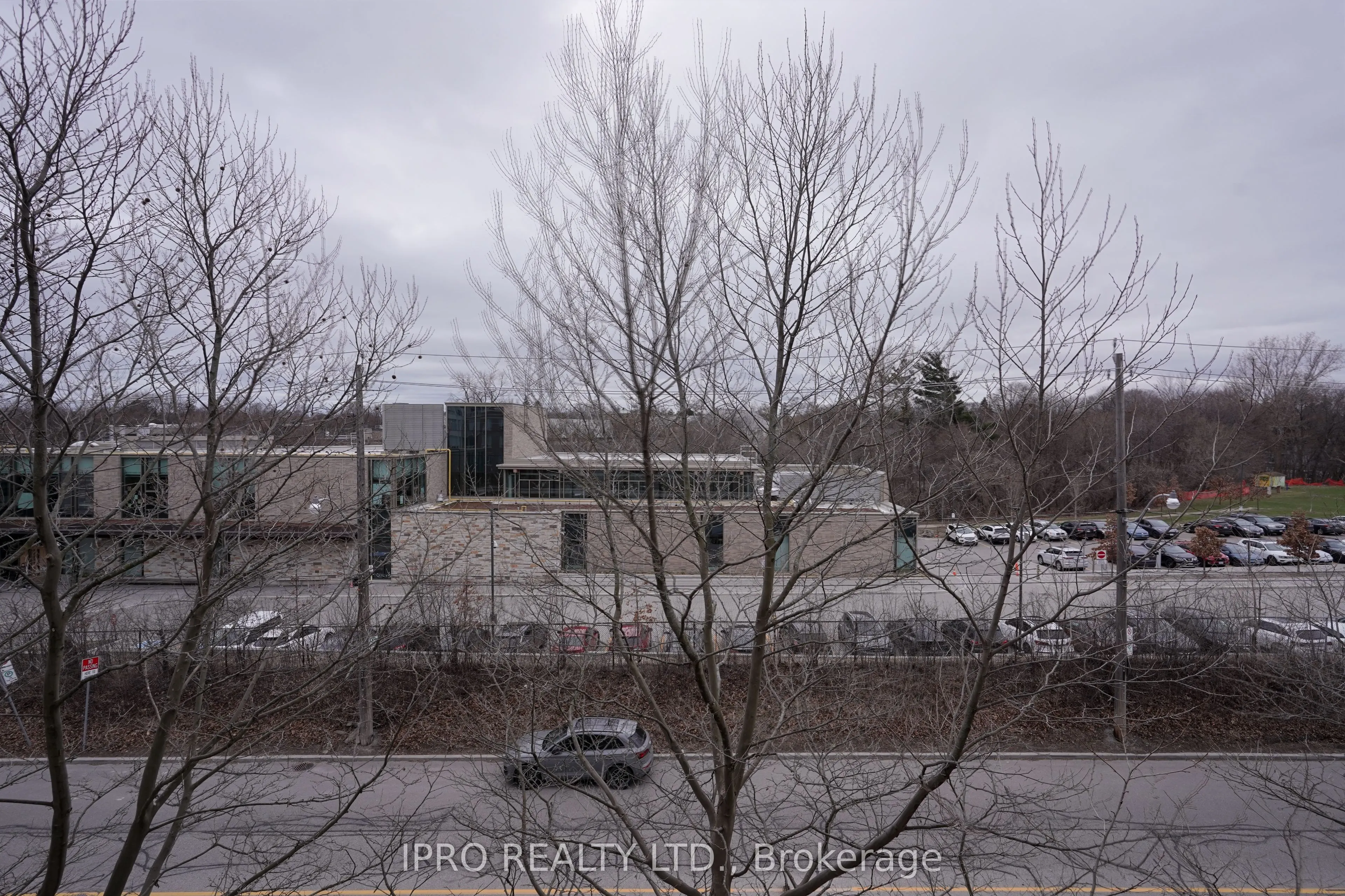 481 Rosewell Avenue N, #408