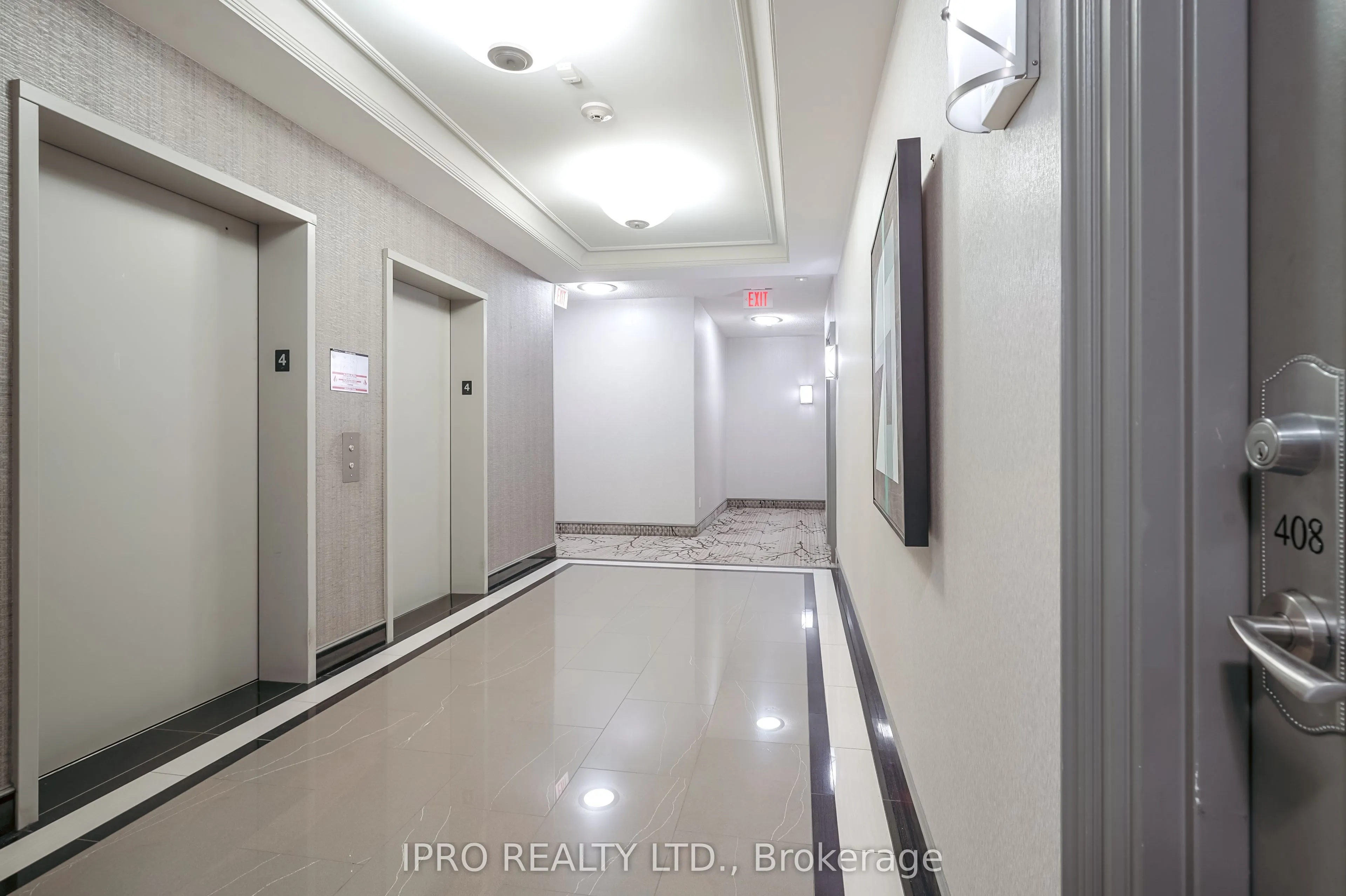 481 Rosewell Avenue N, #408