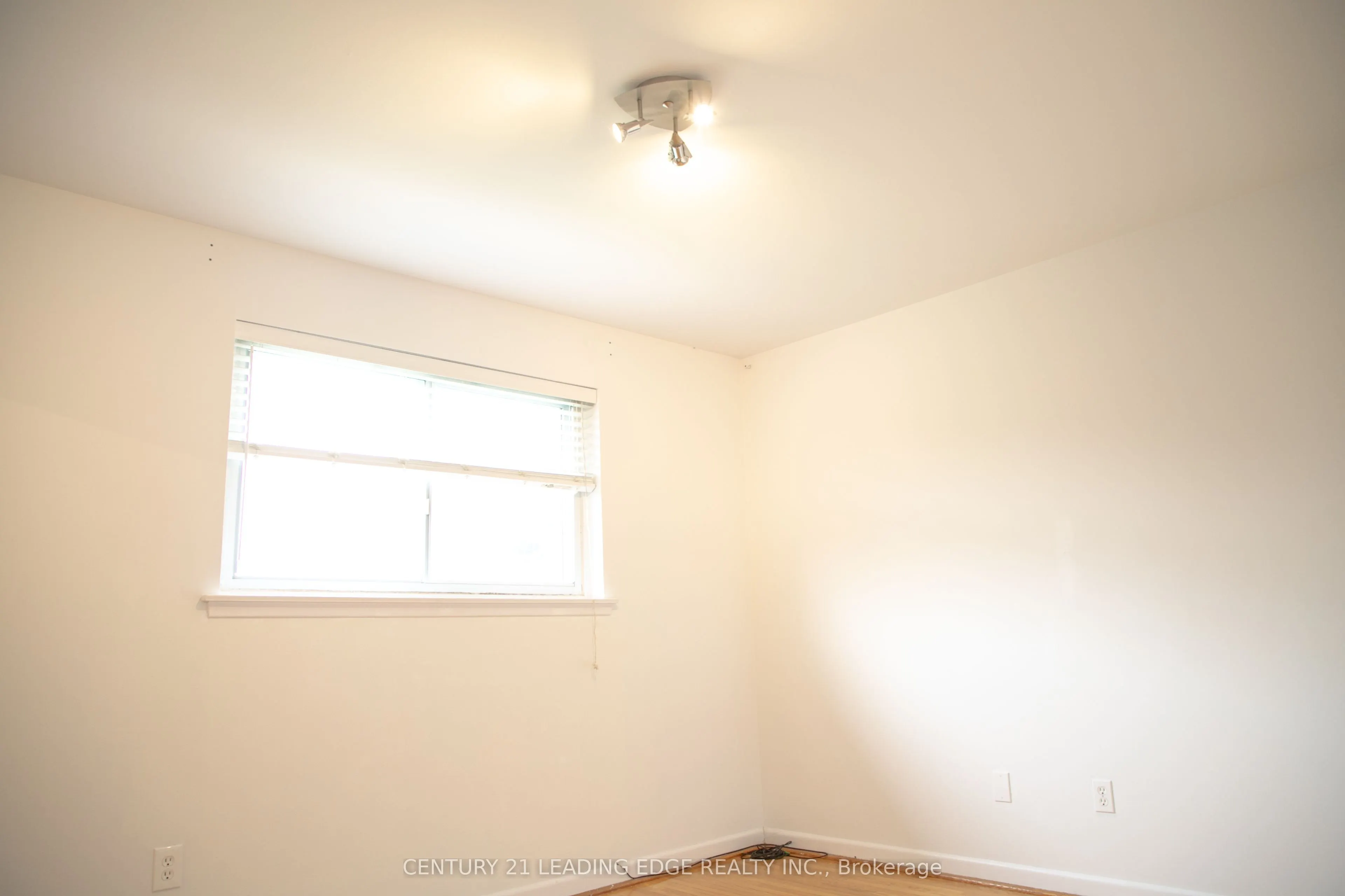 23 Lesgay Crescent
