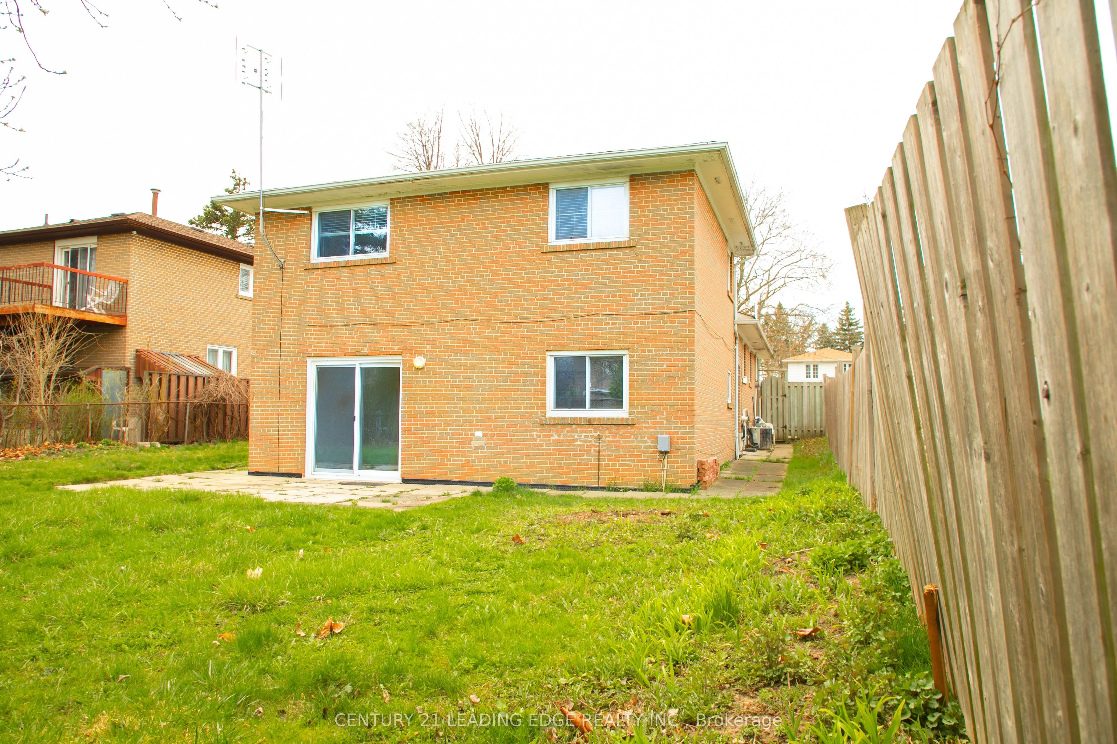 23 Lesgay Crescent