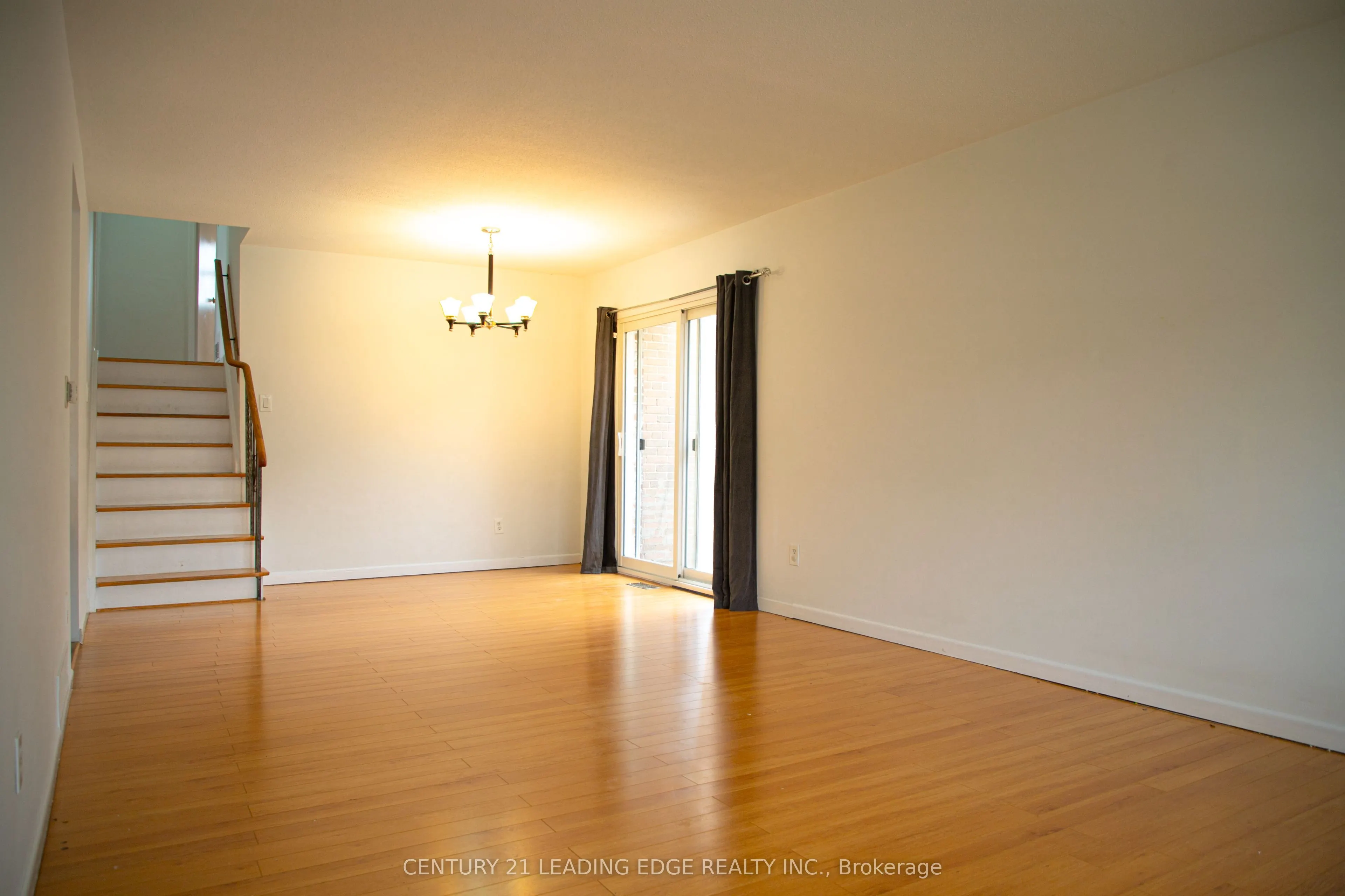 23 Lesgay Crescent