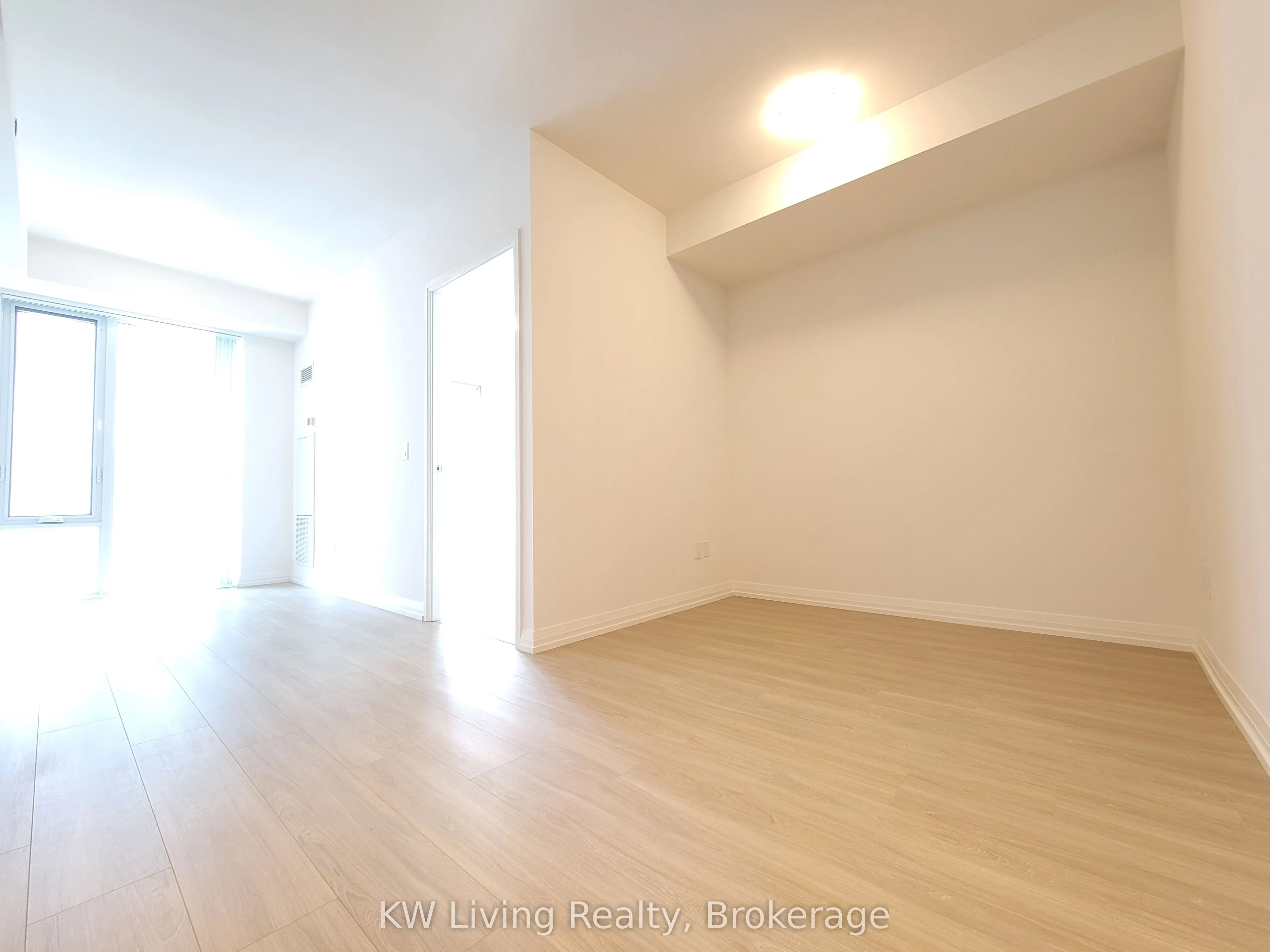 28 Widmer Street #2822