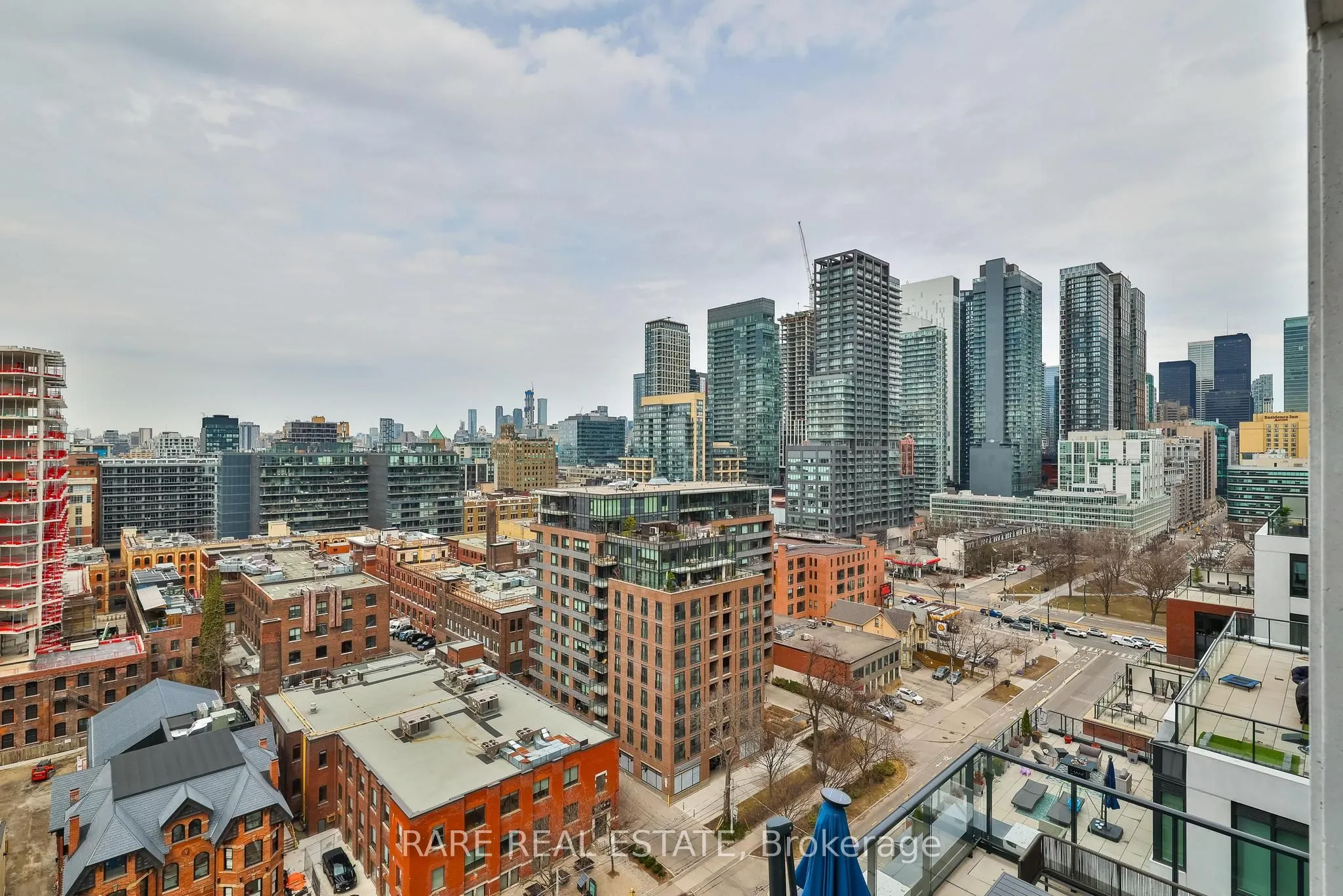 435 Wellington Street W, #1209