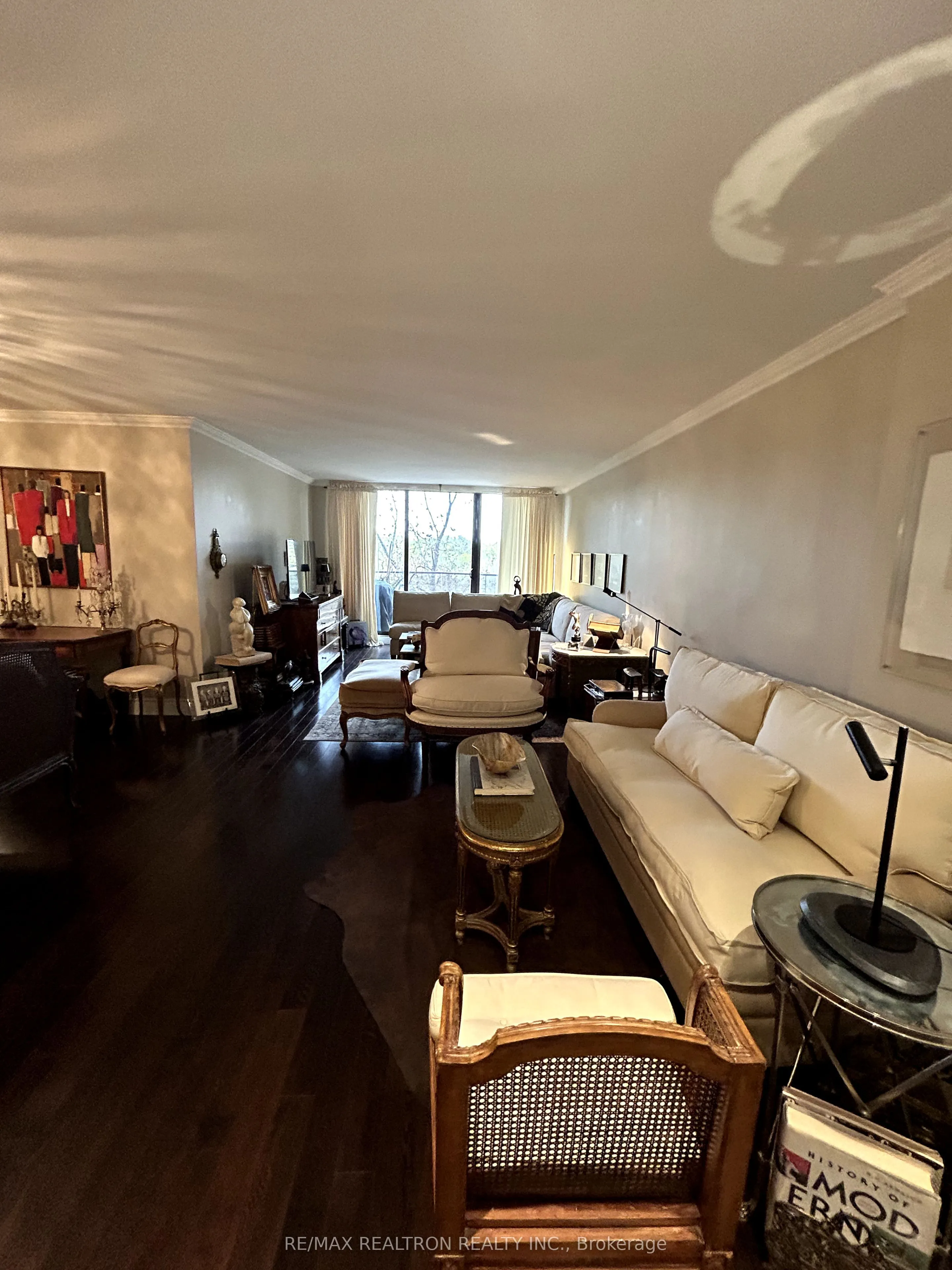 350 Lonsdale Road, #614