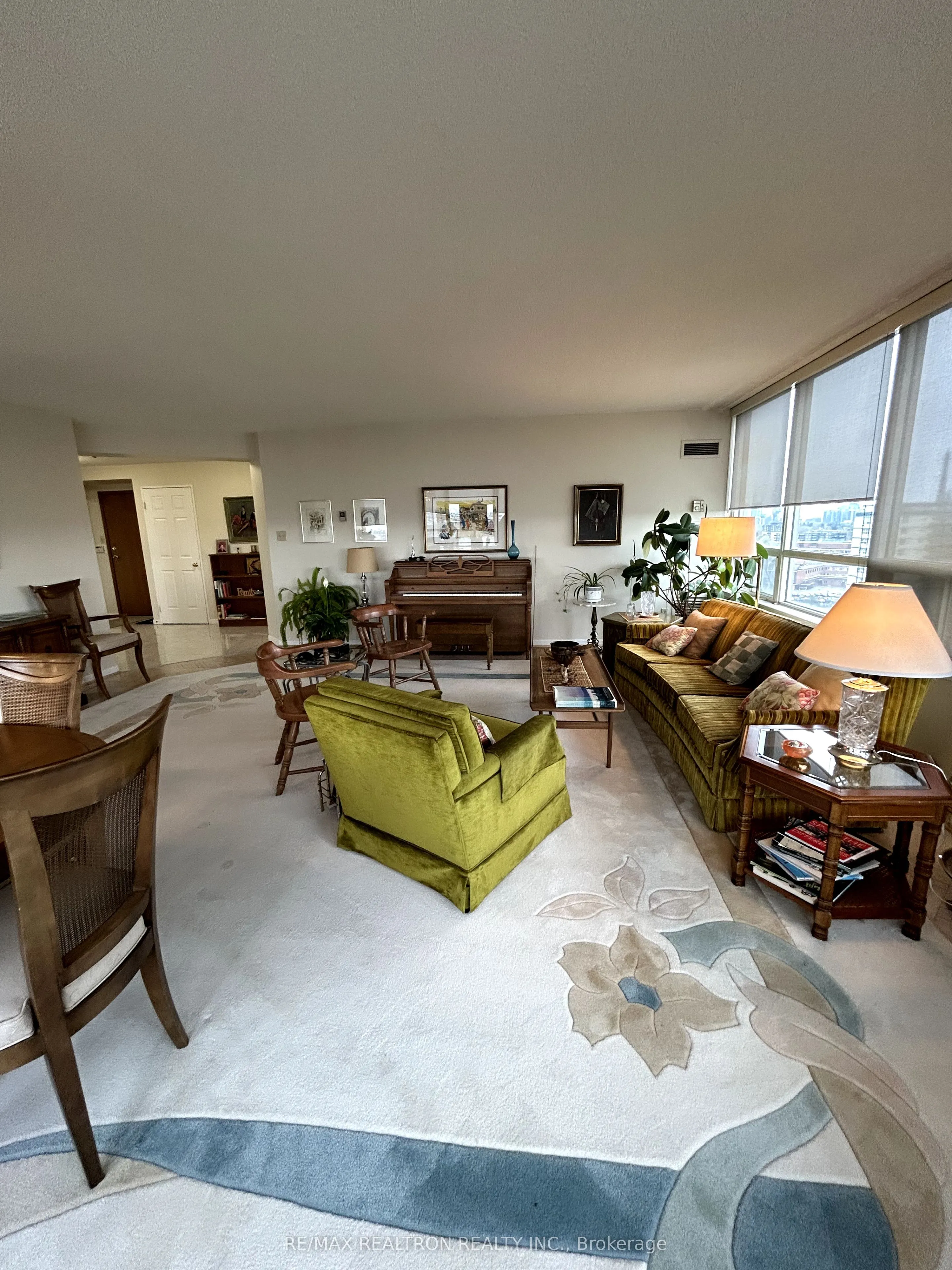 10 Torresdale Avenue, #1604