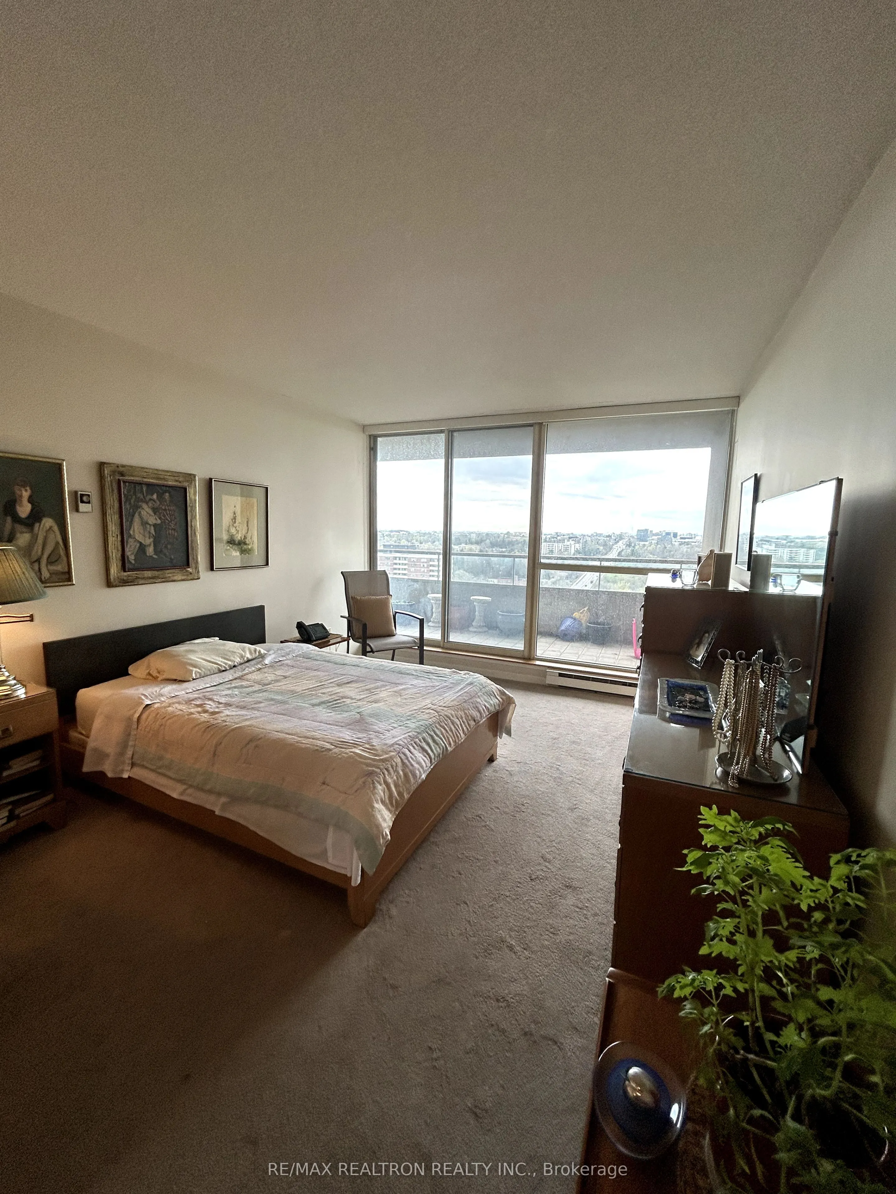 10 Torresdale Avenue, #1604