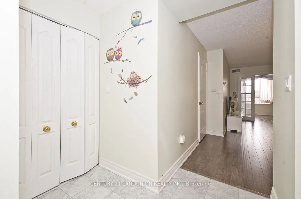 88 Grandview Way, #609