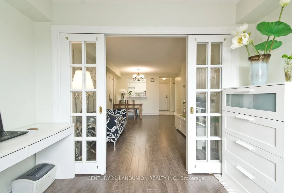 88 Grandview Way, #609