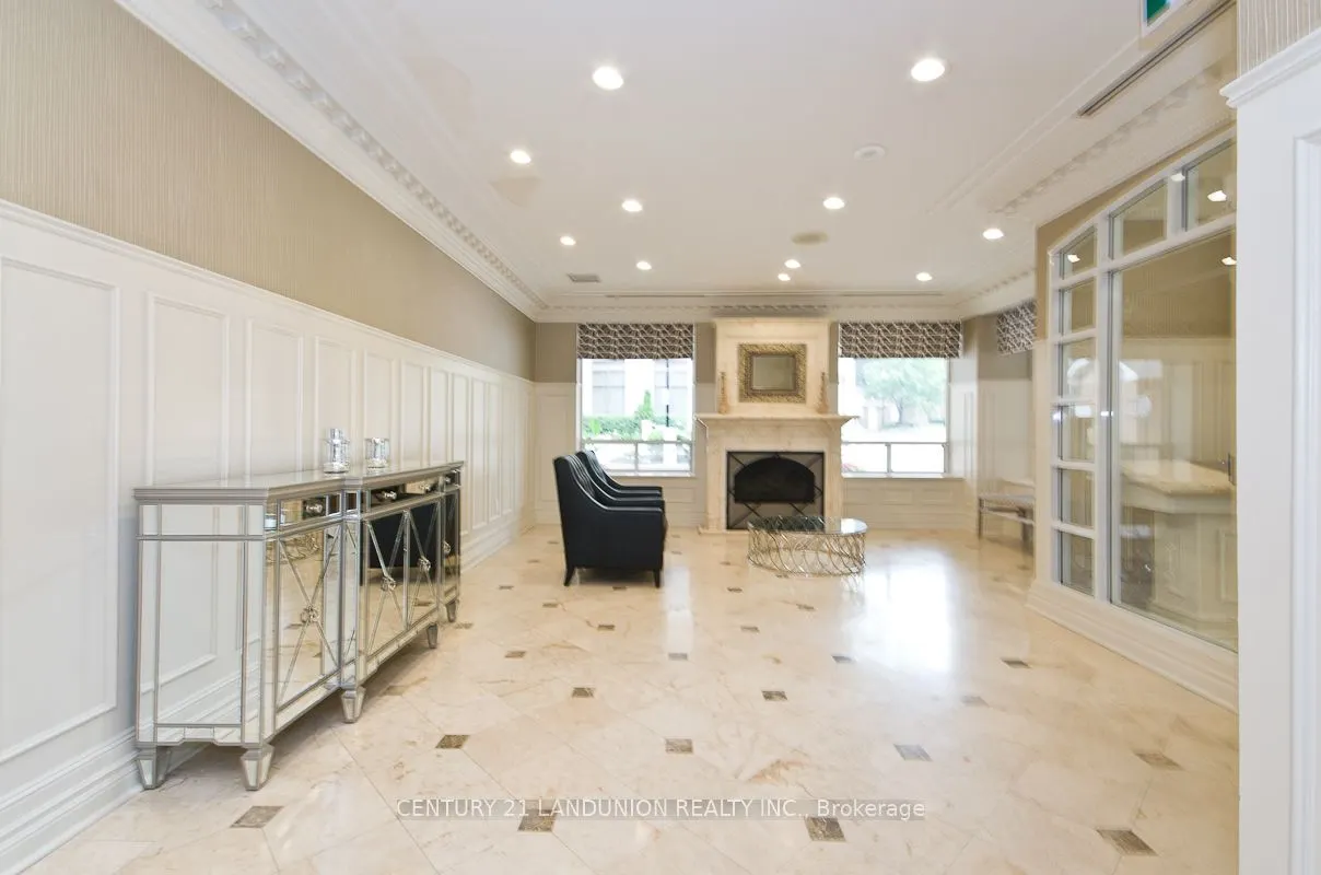 88 Grandview Way, #609