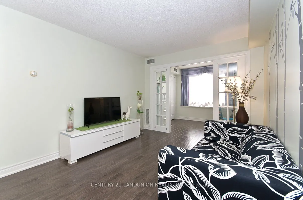 88 Grandview Way, #609