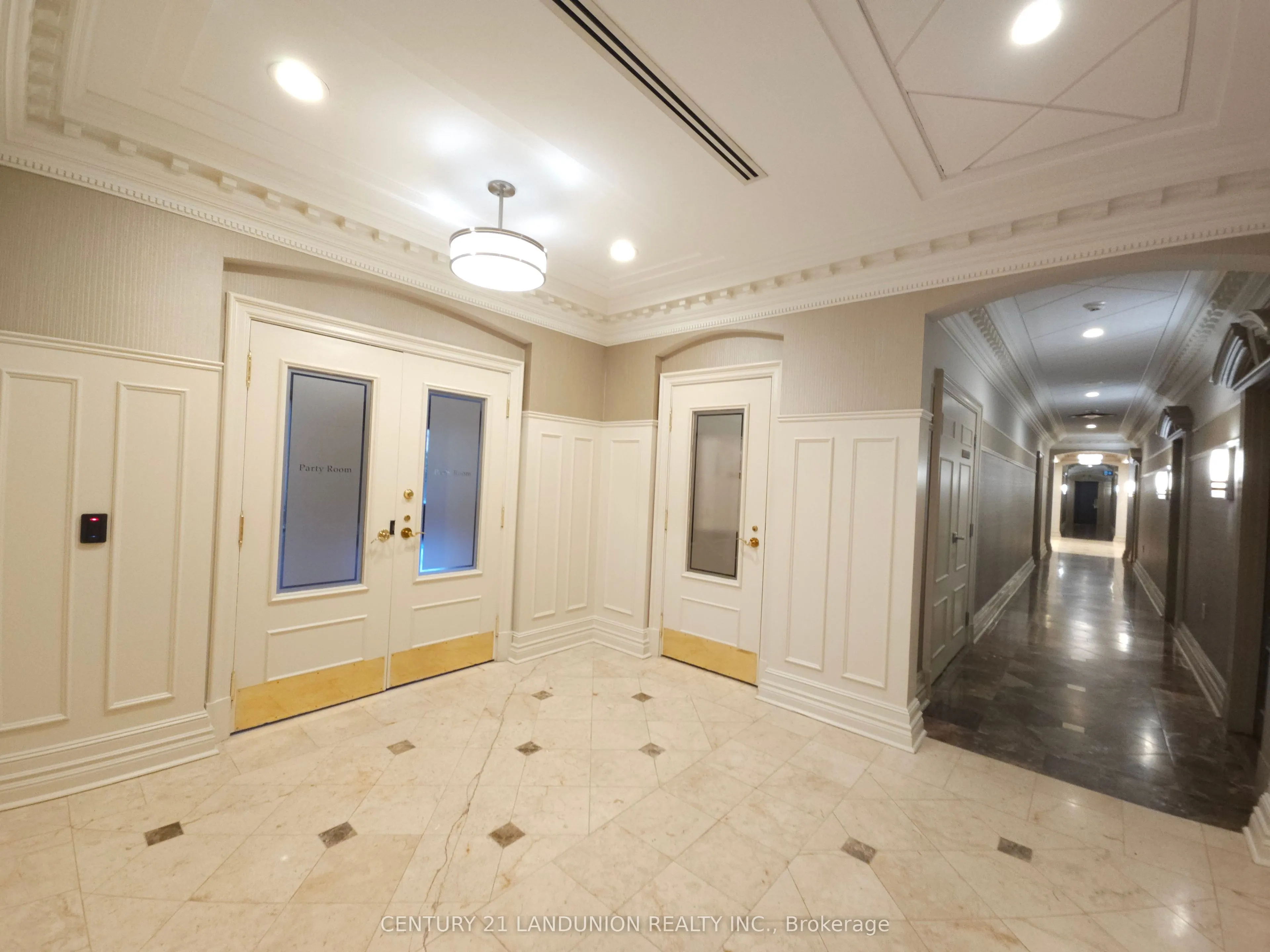 88 Grandview Way, #609