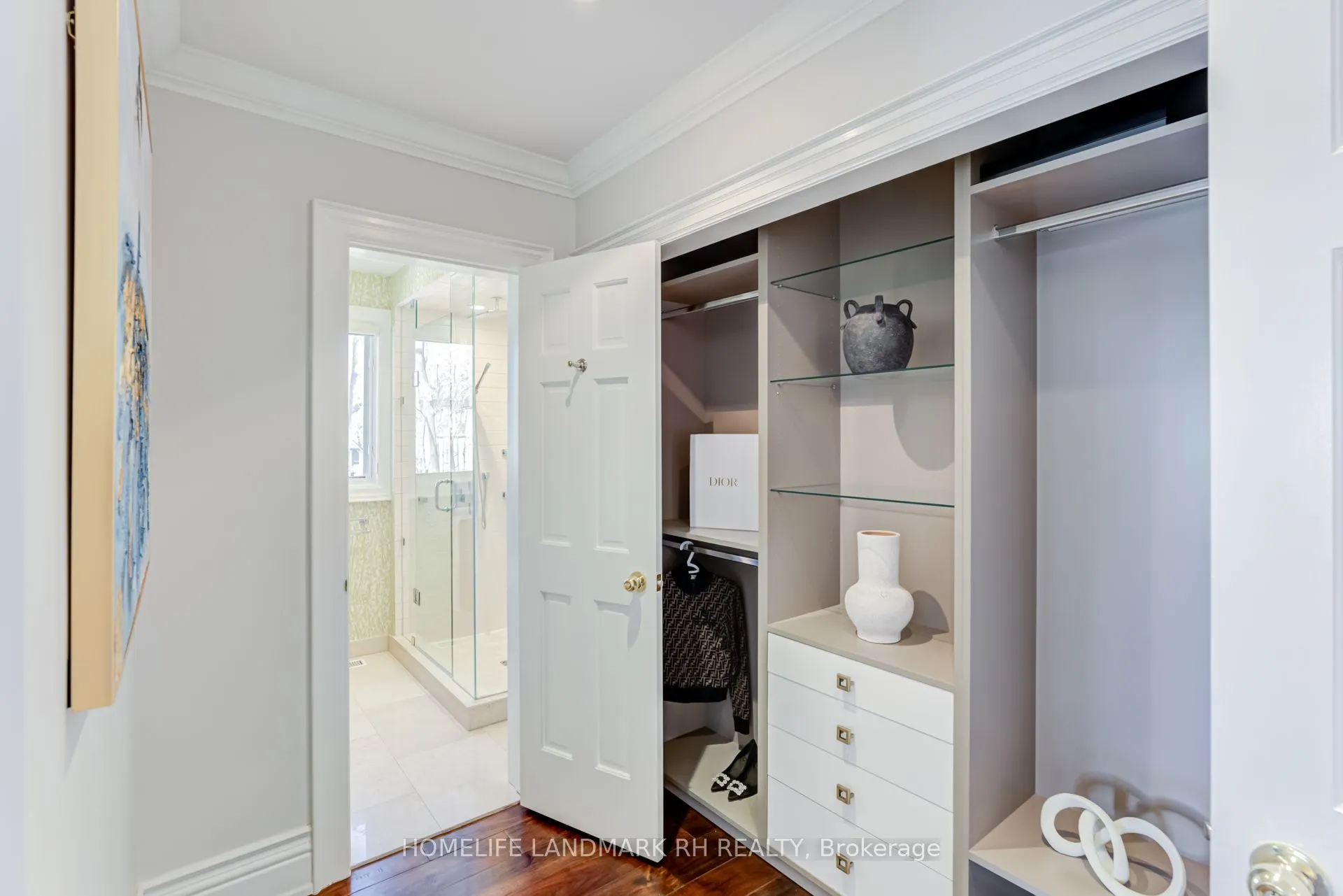 1 Ridgewood Road