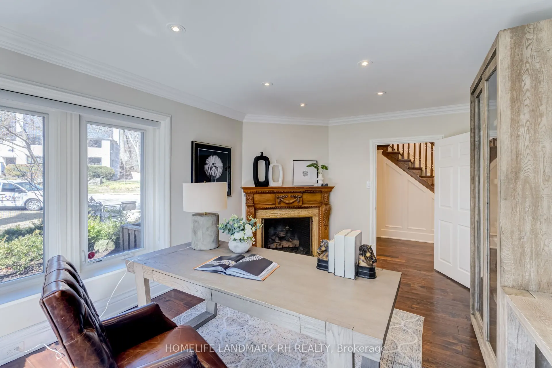 1 Ridgewood Road