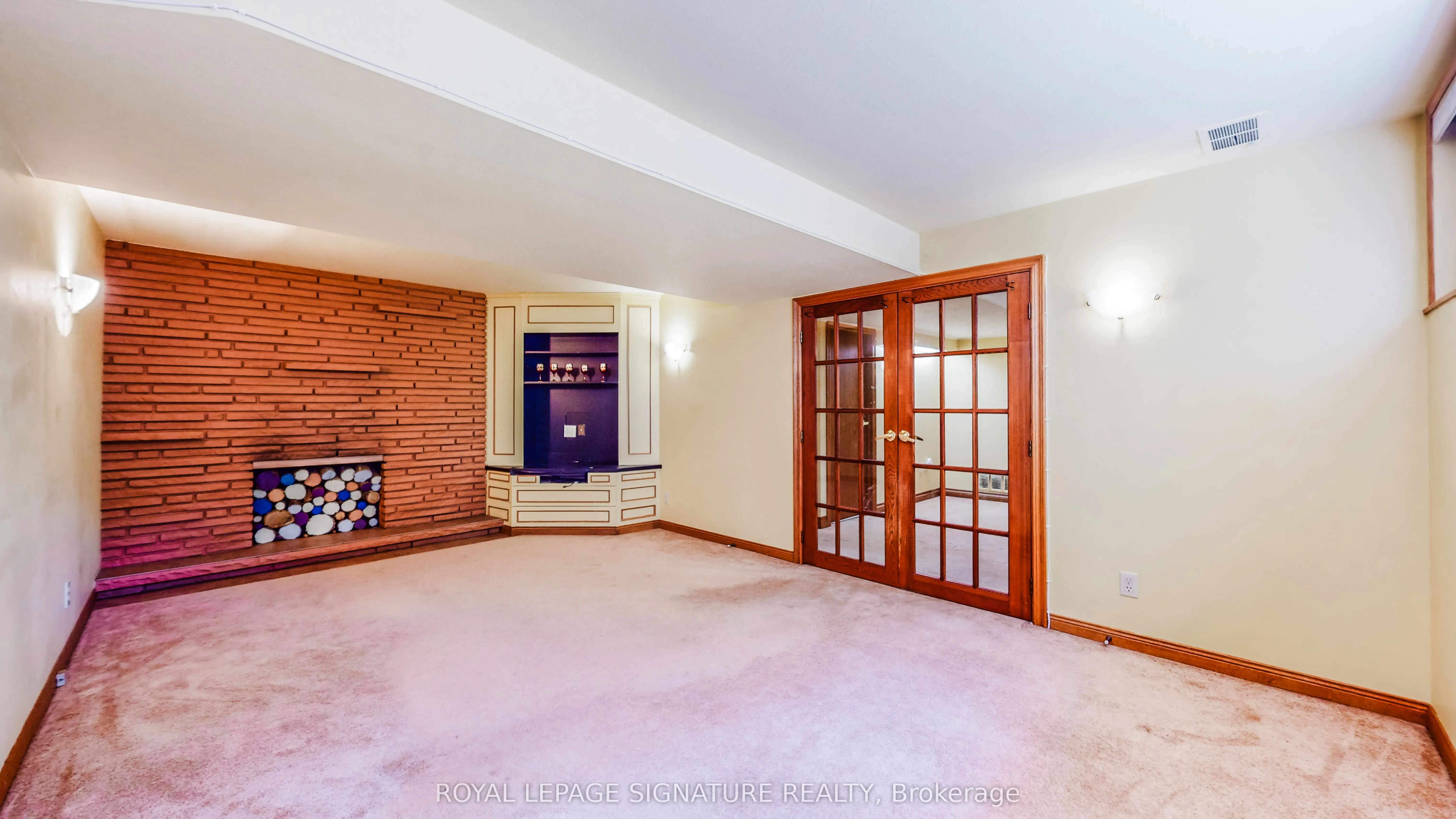 24 Burleigh Heights Drive