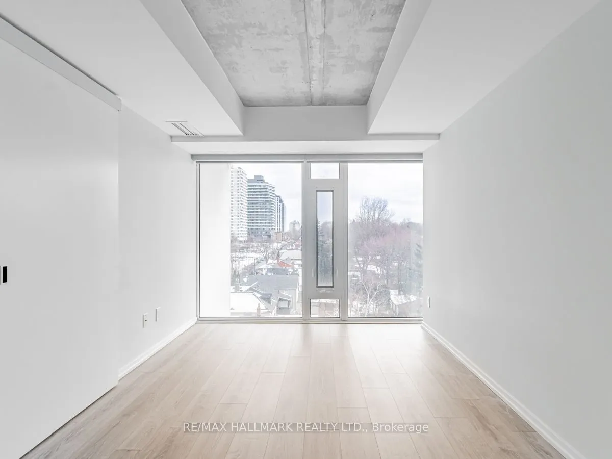 5 Soudan Avenue #707