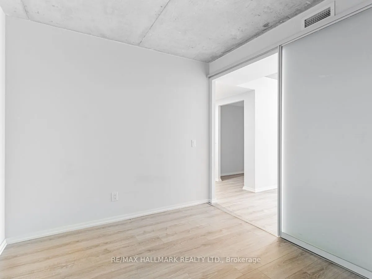5 Soudan Avenue #707