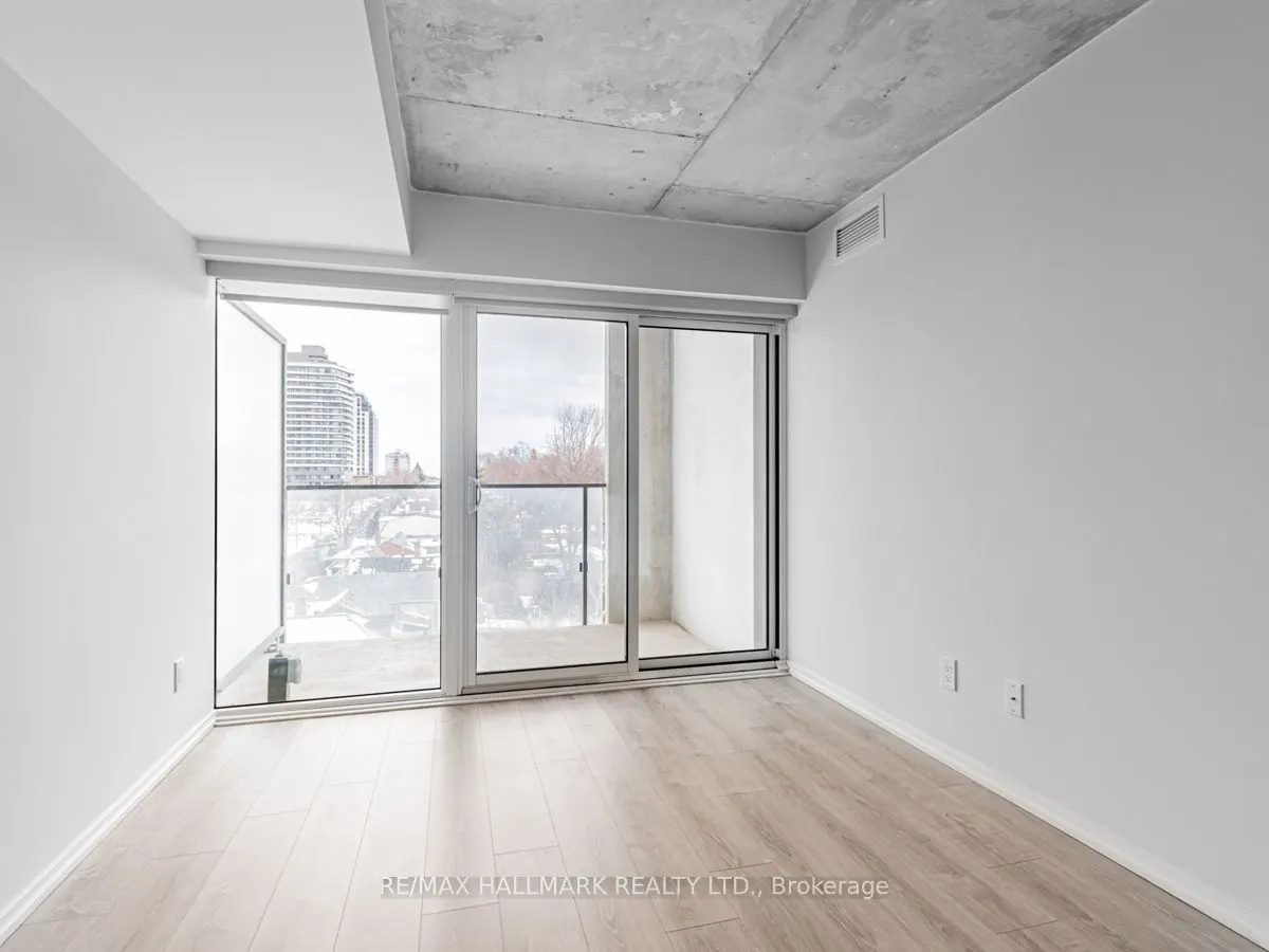 5 Soudan Avenue #707
