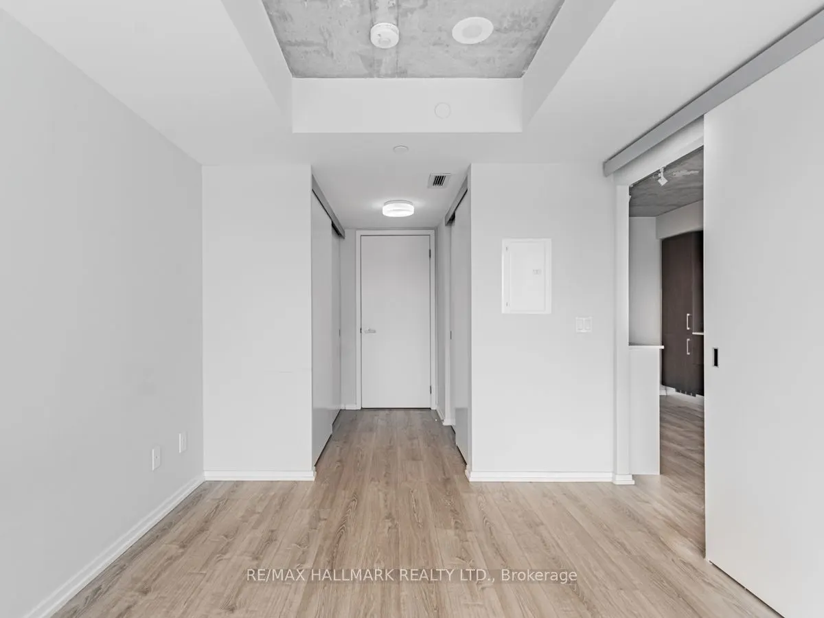 5 Soudan Avenue #707