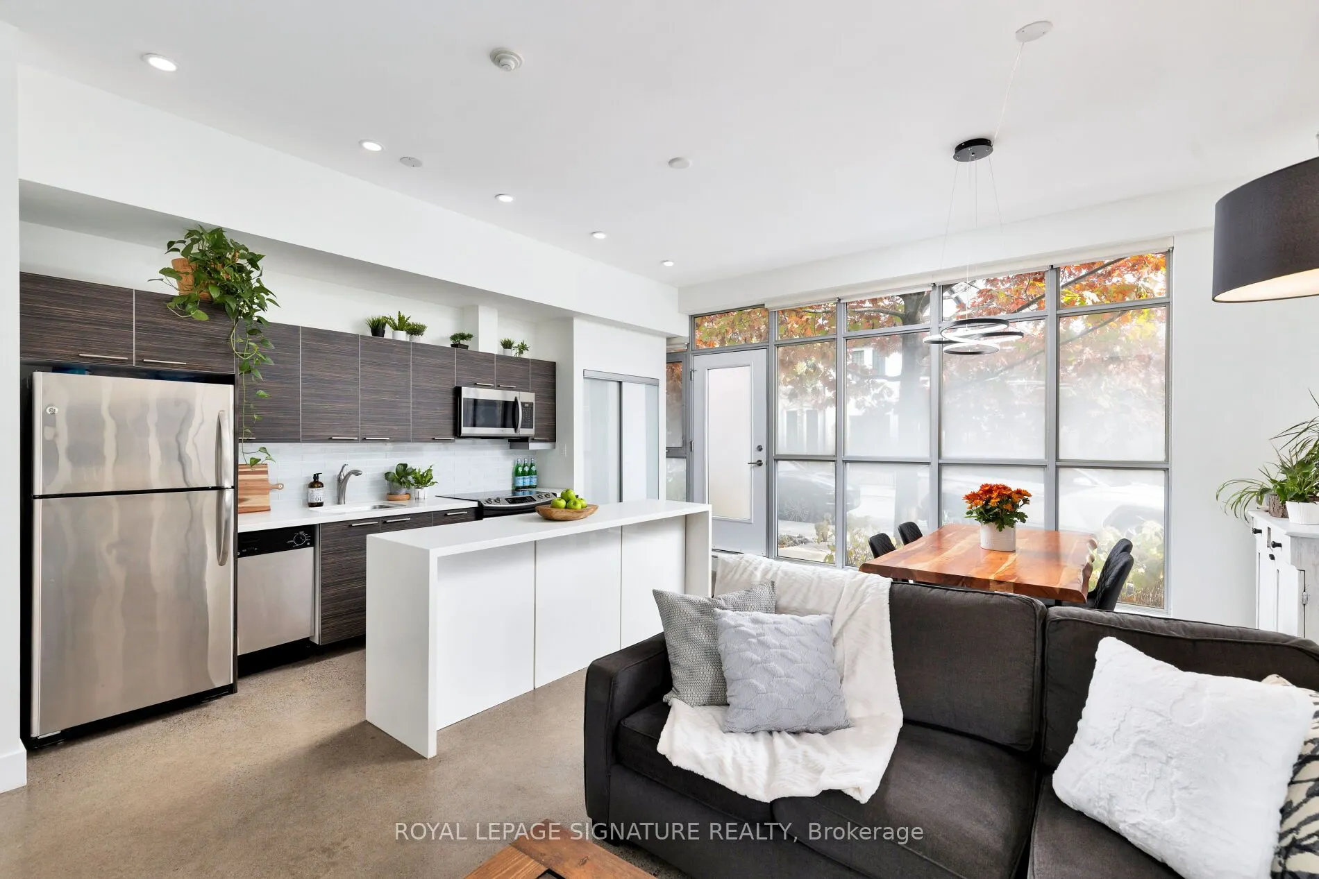 52 Sumach Street, #101