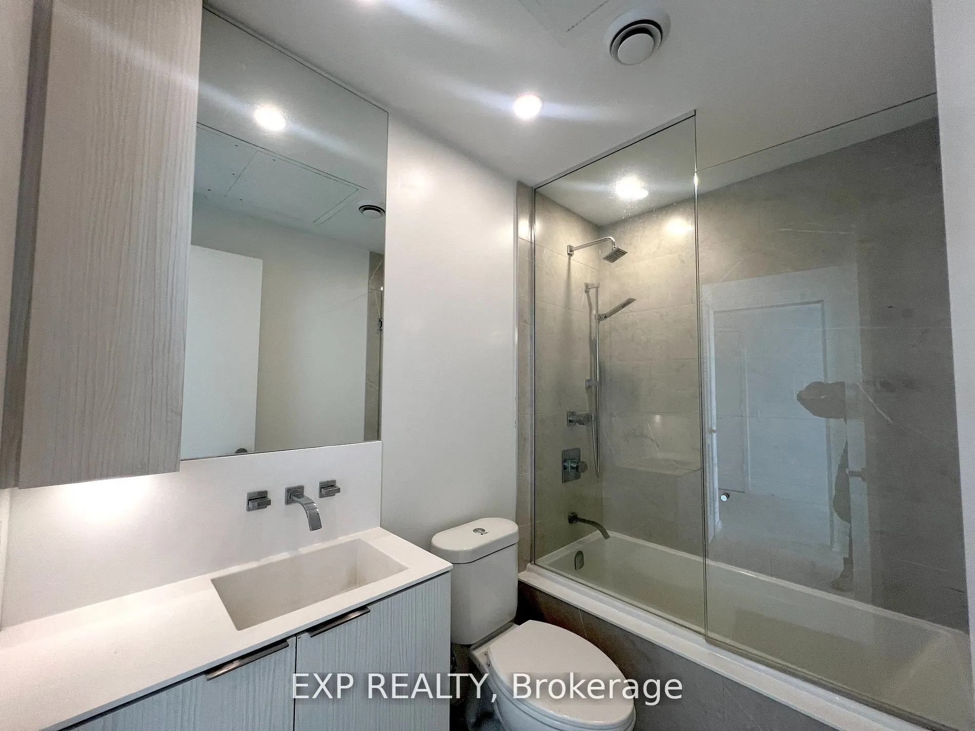 16 bonnycastle Street #3603