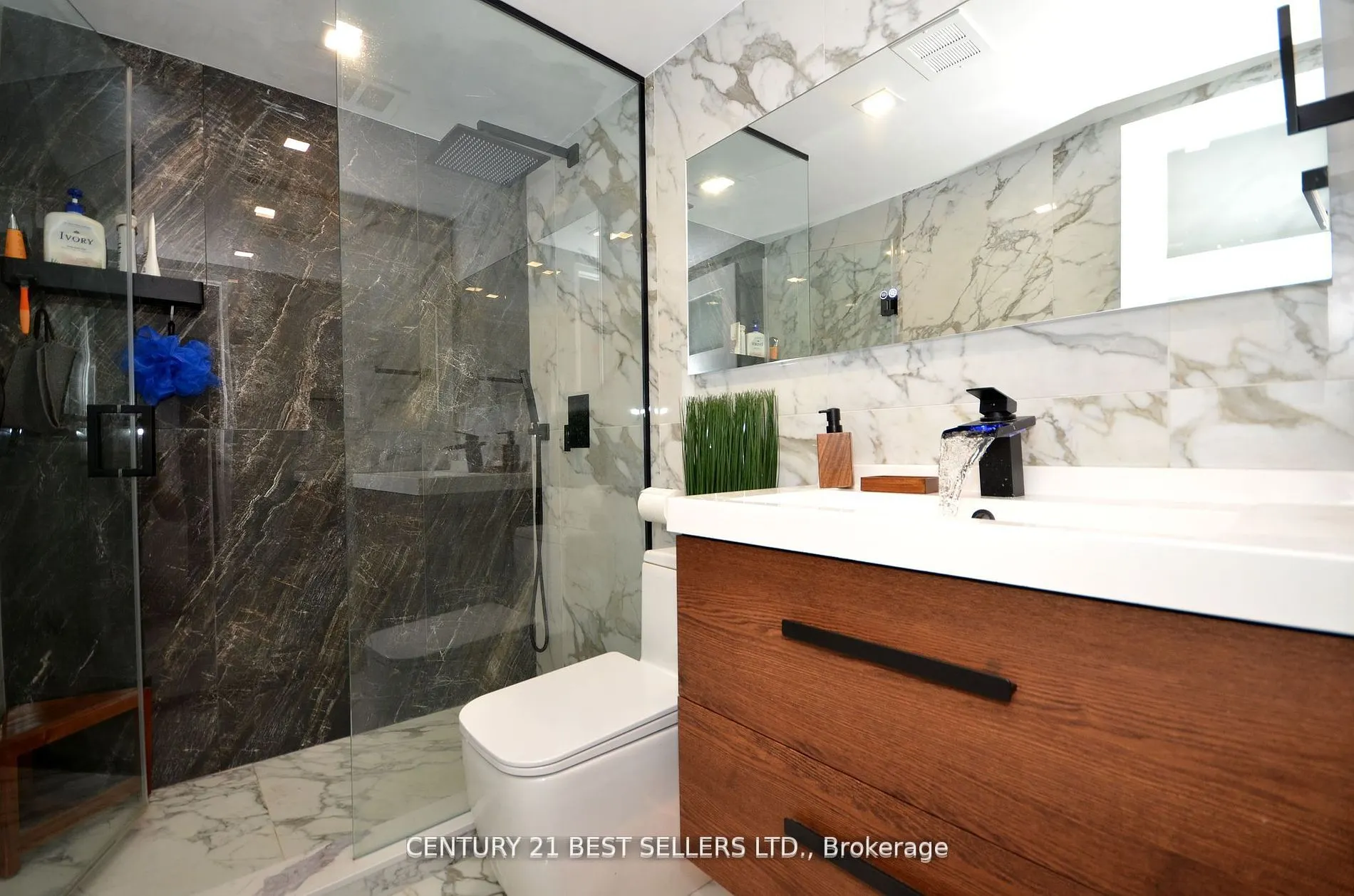 100 Canyon Avenue, #302