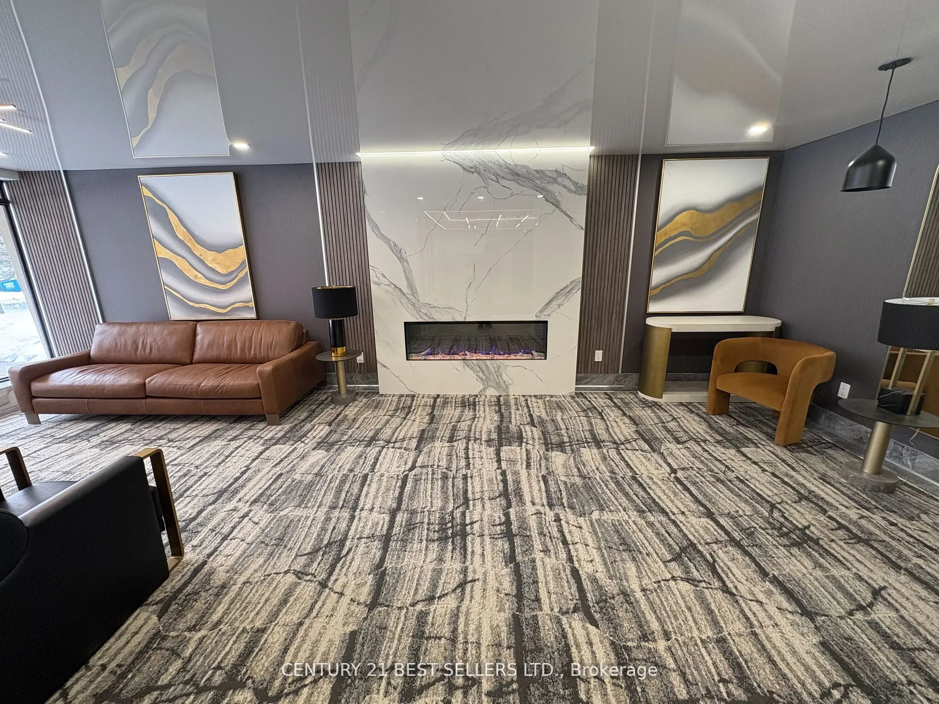100 Canyon Avenue, #302