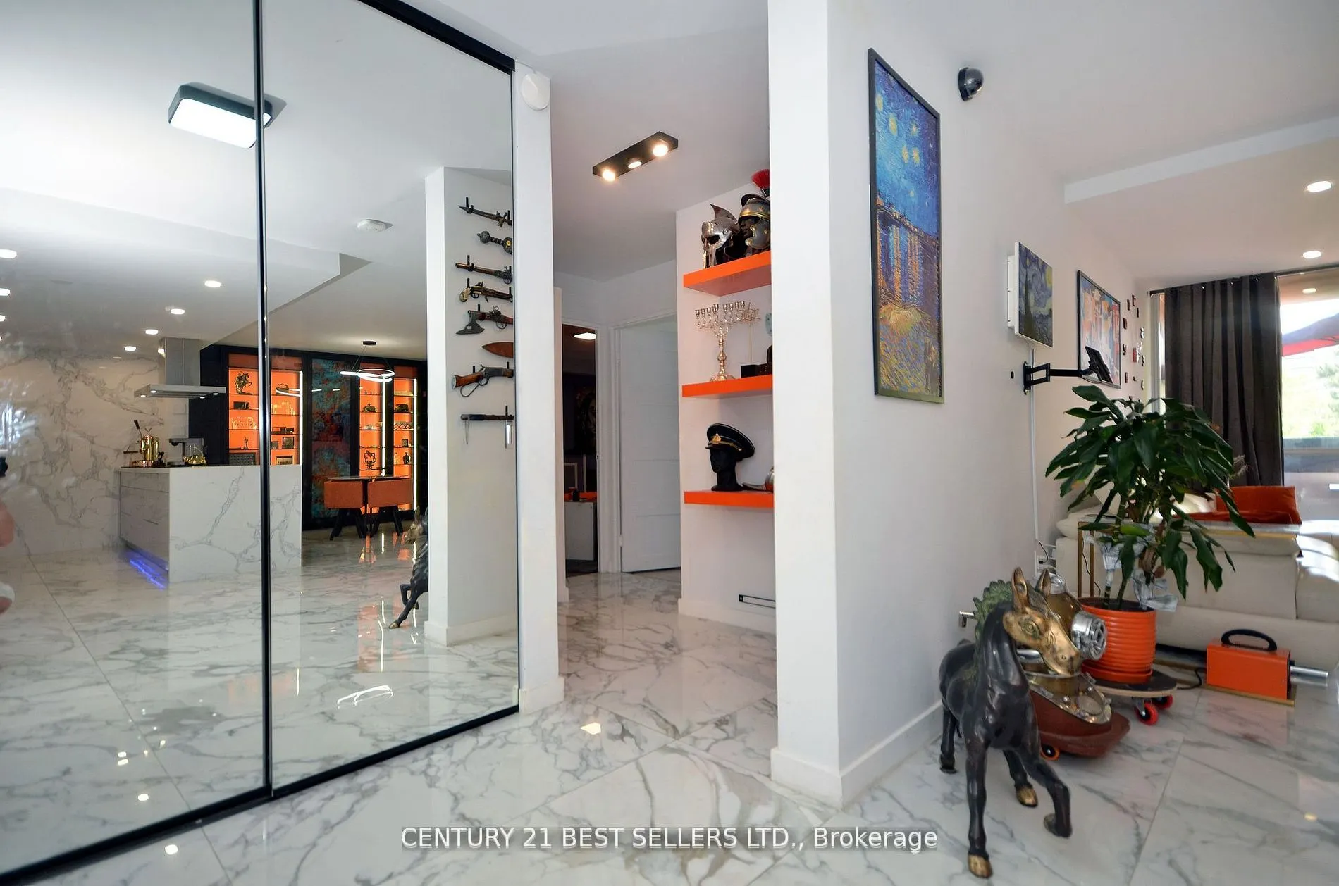 100 Canyon Avenue, #302
