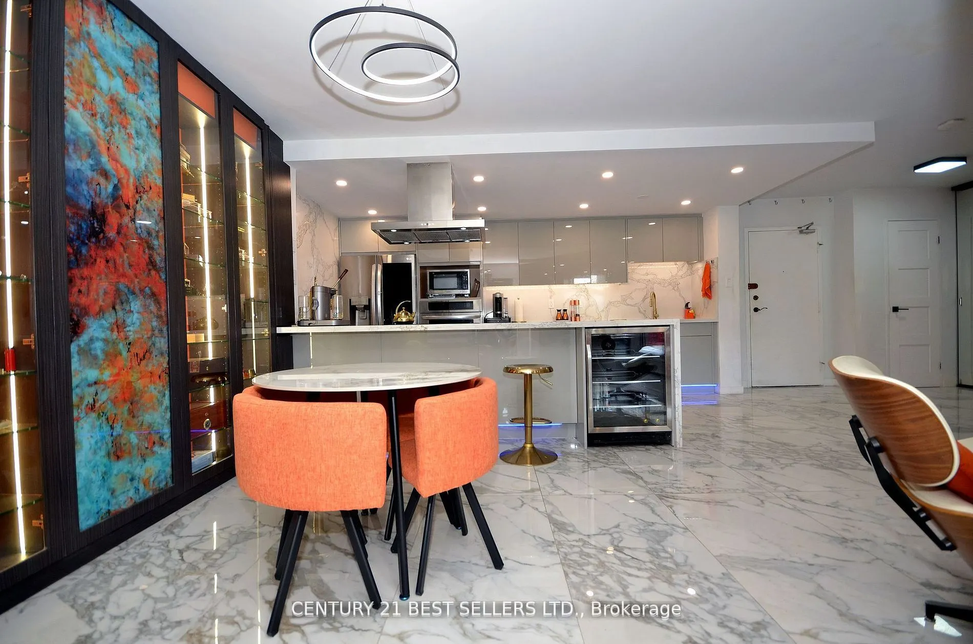 100 Canyon Avenue, #302