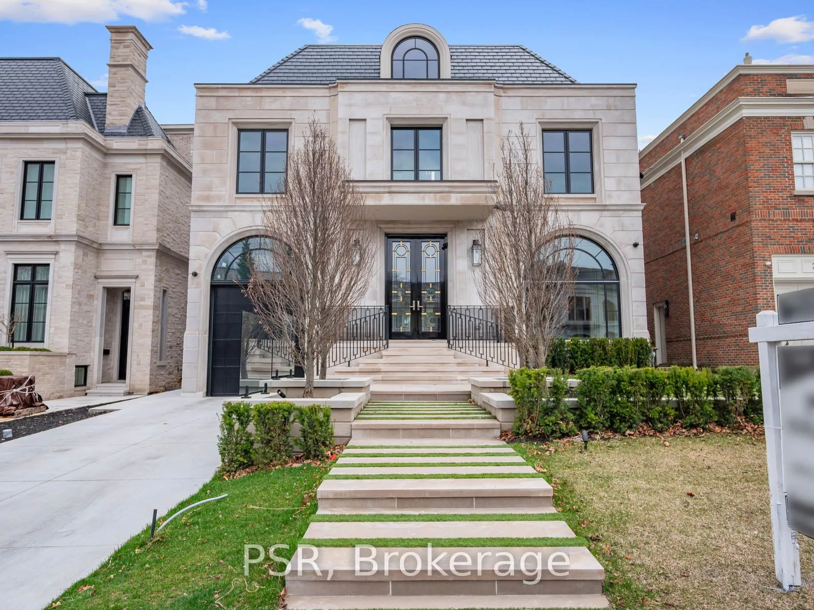 228 Dunvegan Road