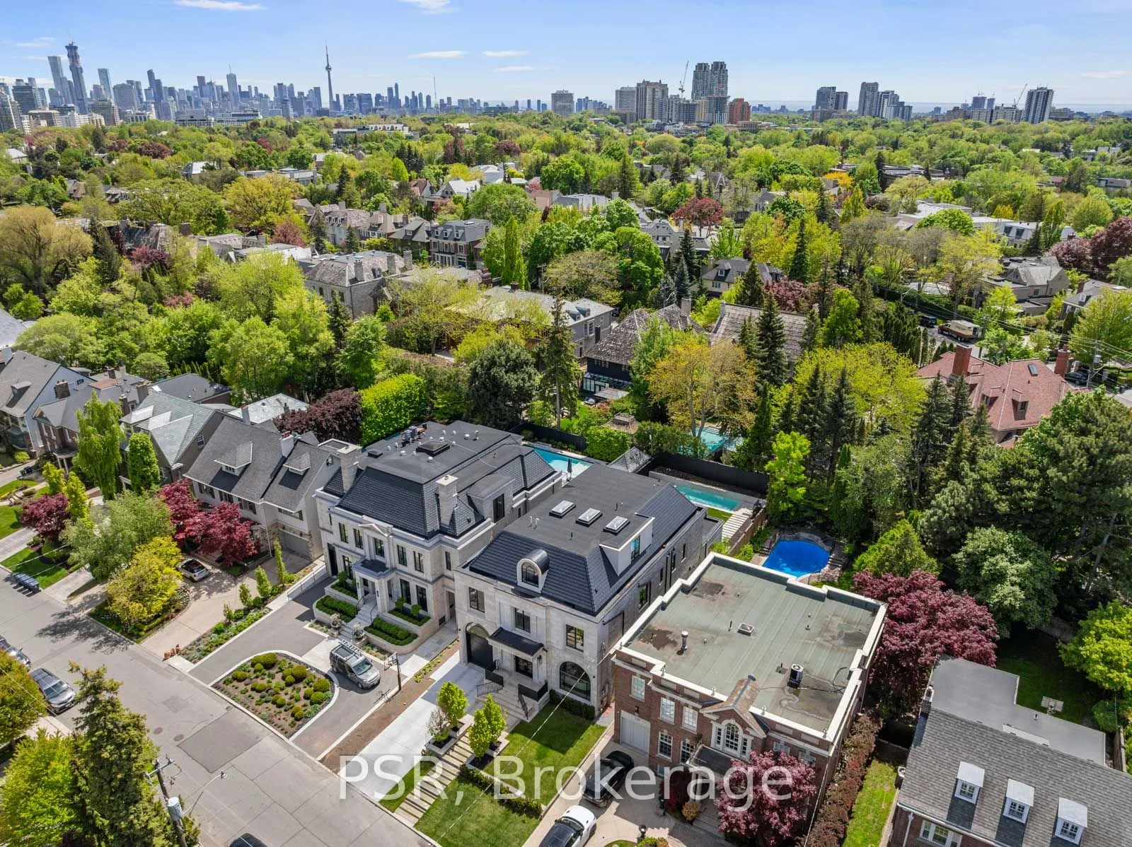 228 Dunvegan Road