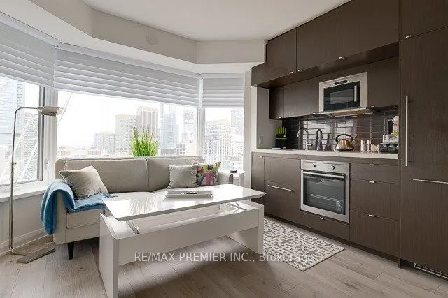 155 Yorkville Avenue, #2505