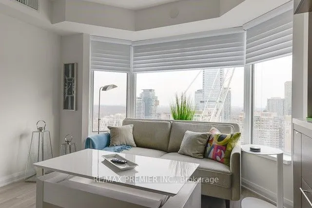 155 Yorkville Avenue, #2505