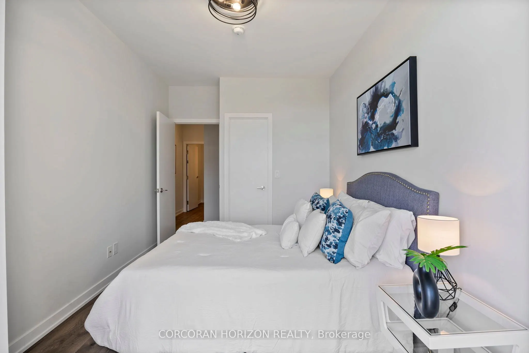 70 Lanark Avenue, #3