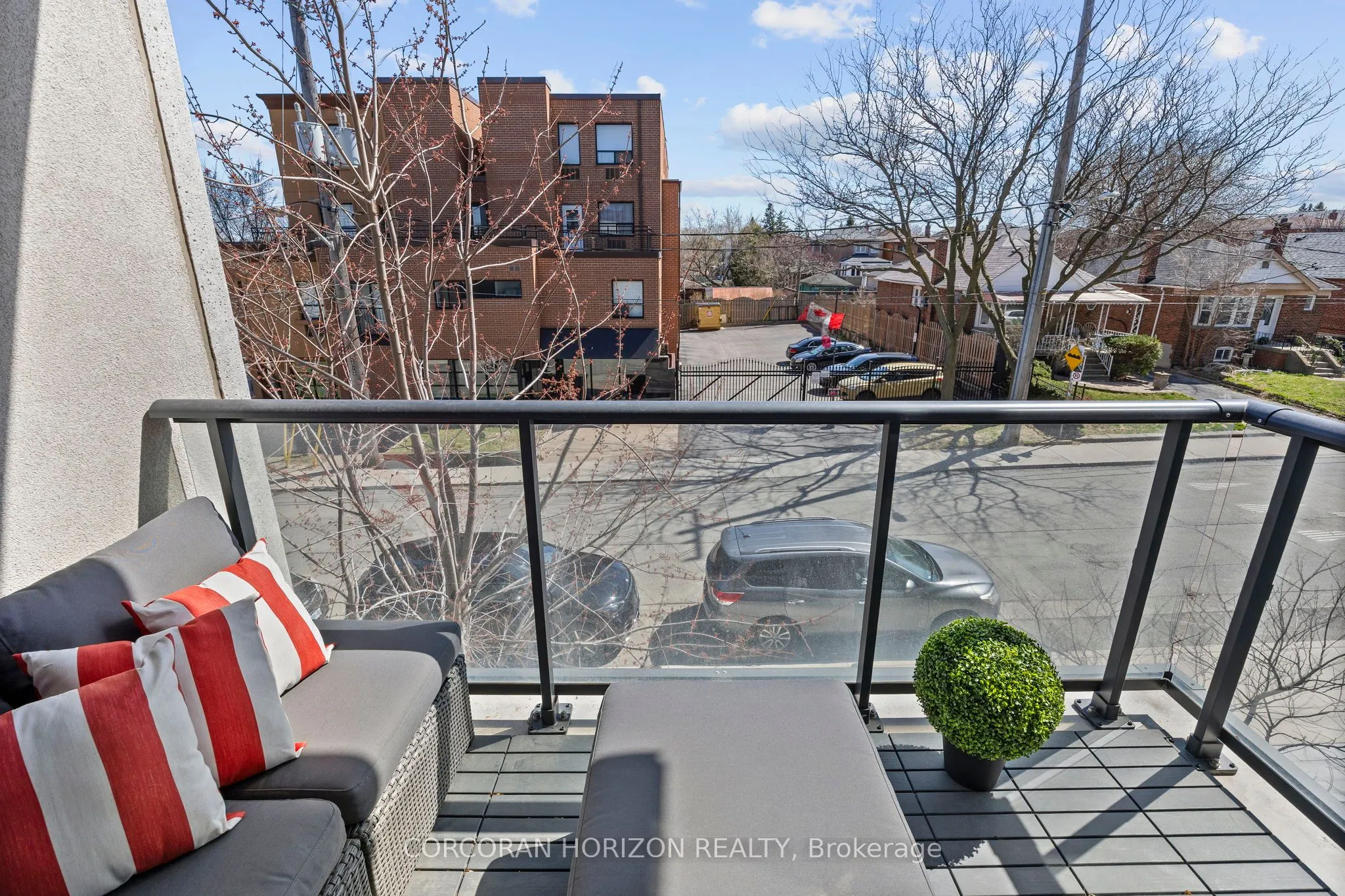 70 Lanark Avenue, #3