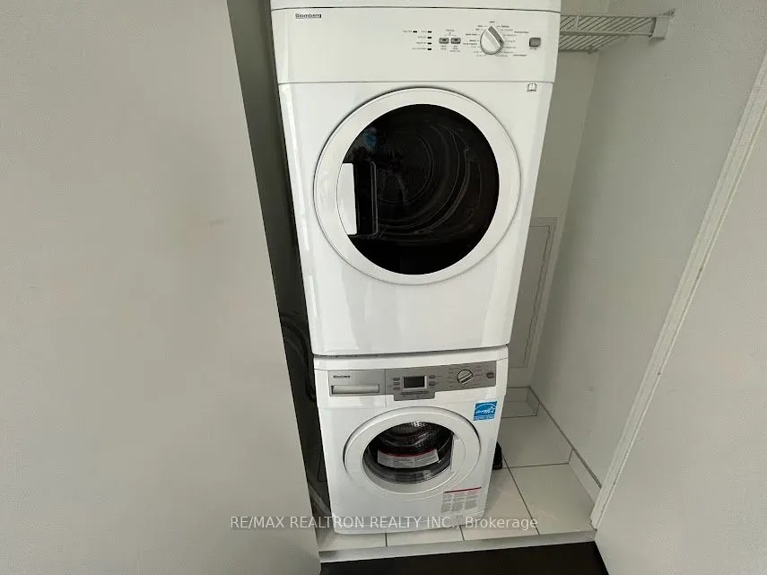 15 Grenville Street, #2706