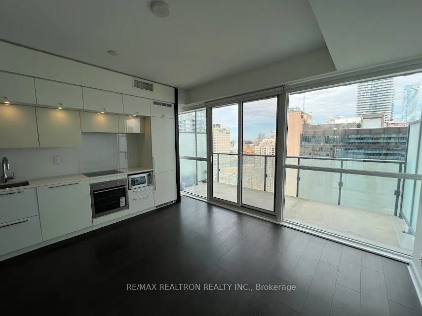 15 Grenville Street, #2706