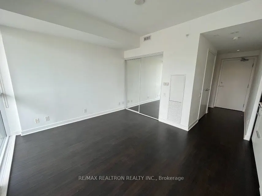 15 Grenville Street, #2706