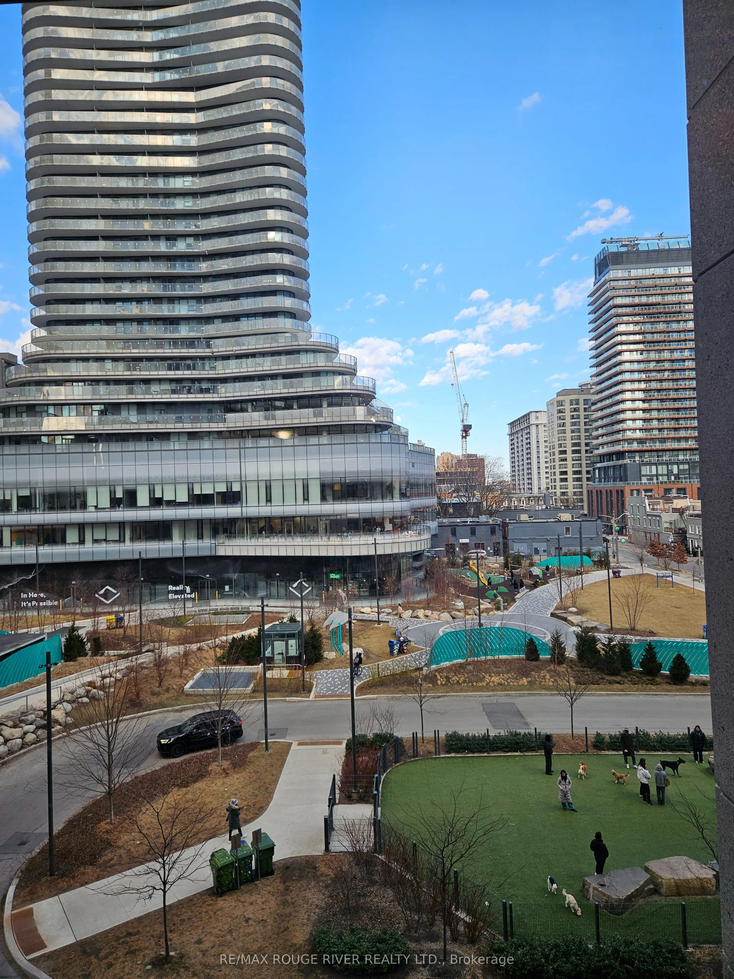 909 Bay Street, #412