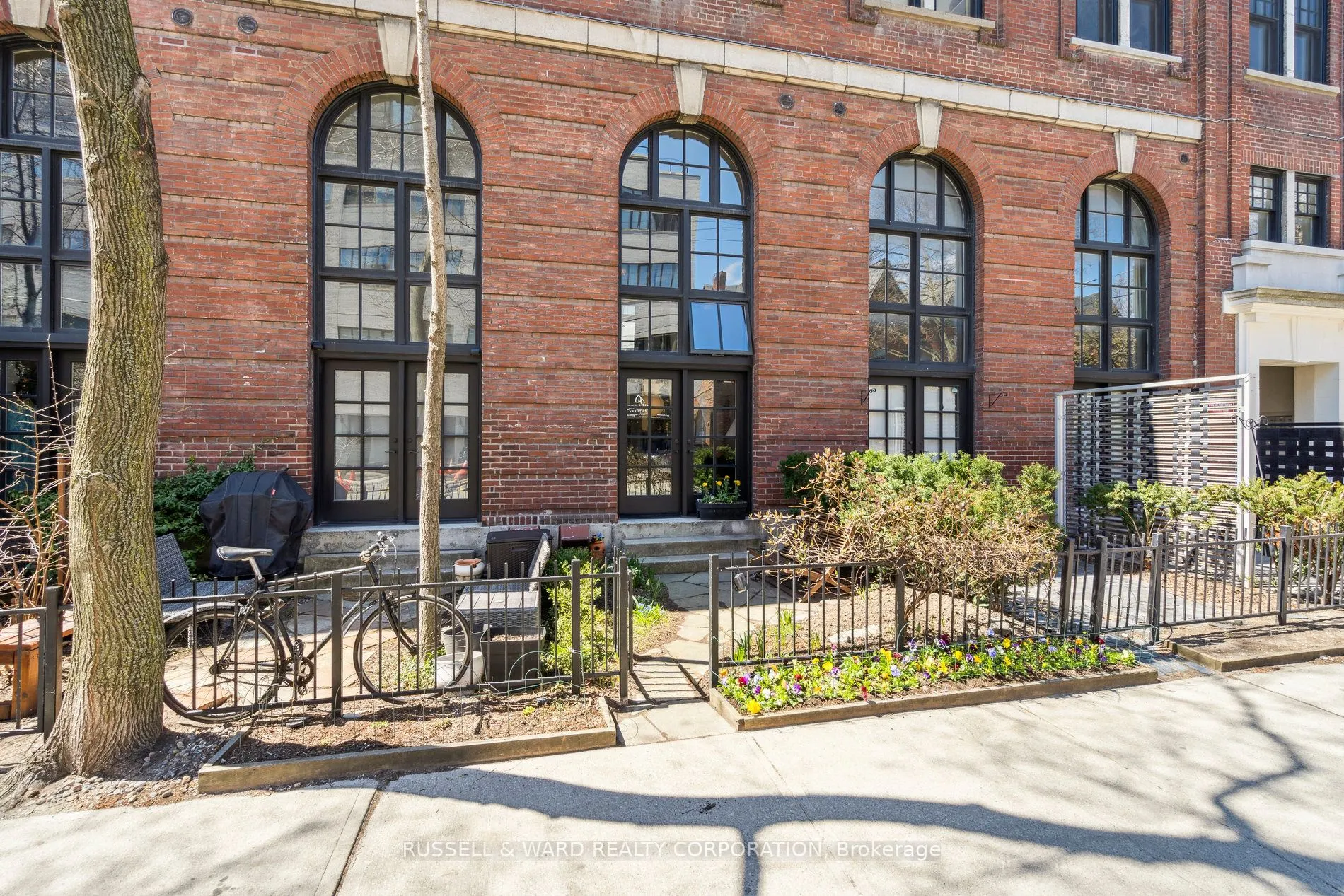 394 Euclid Avenue, #103