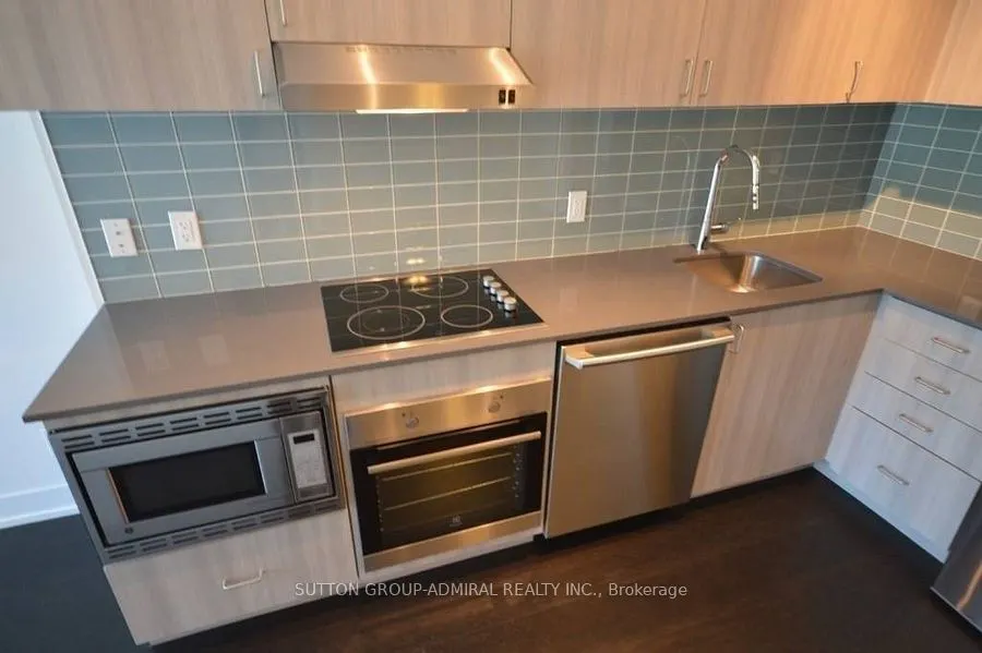 7 Kenaston Gardens #124