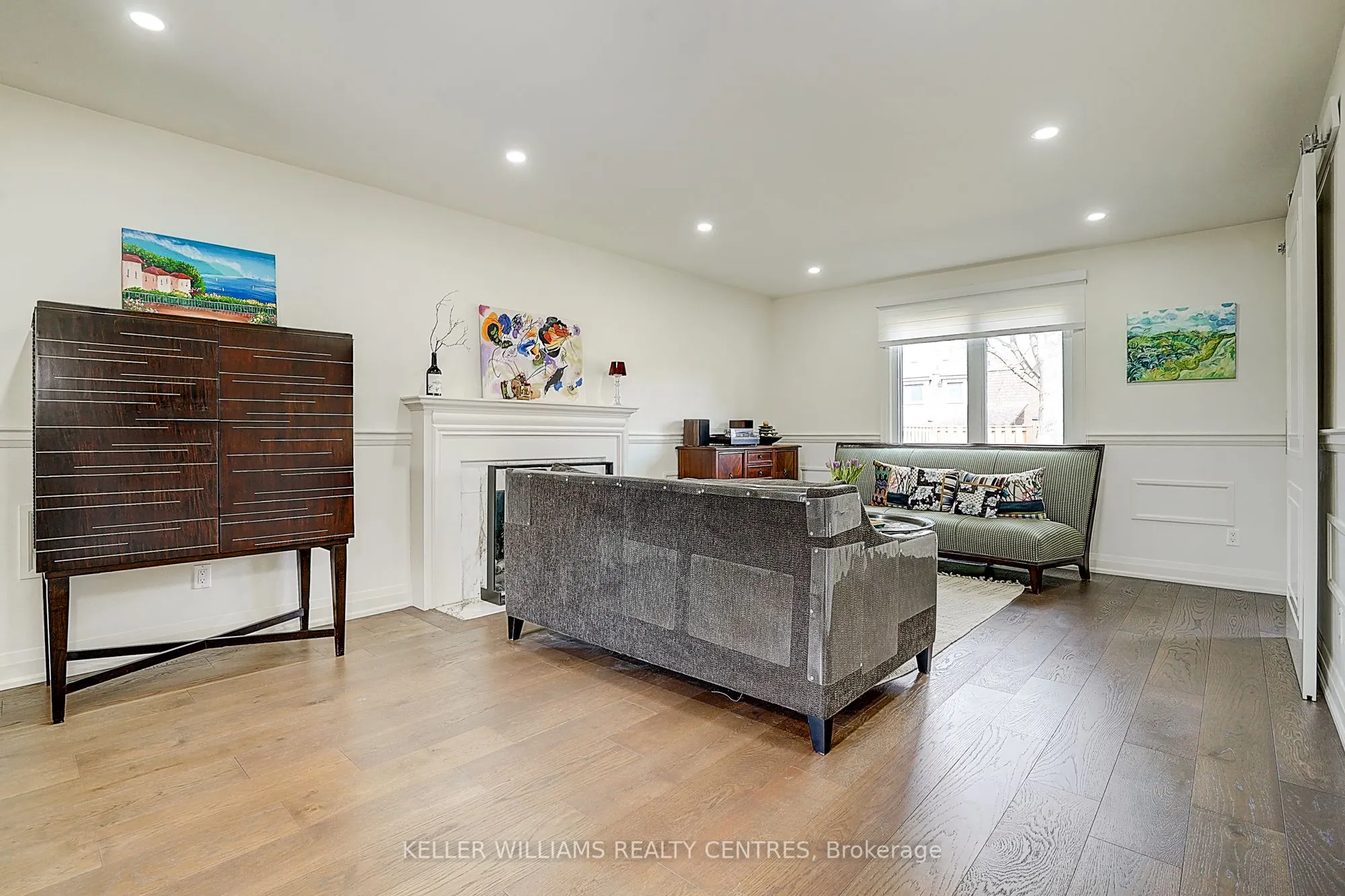 11 Elkpath Avenue