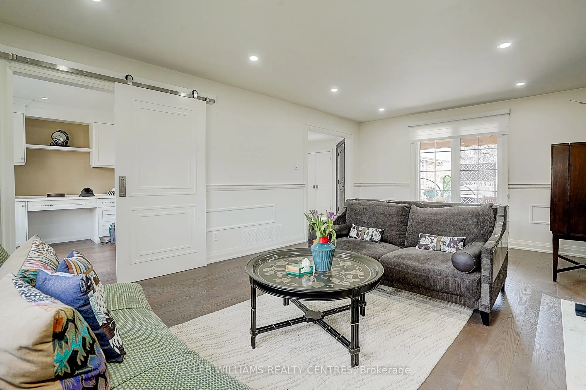 11 Elkpath Avenue