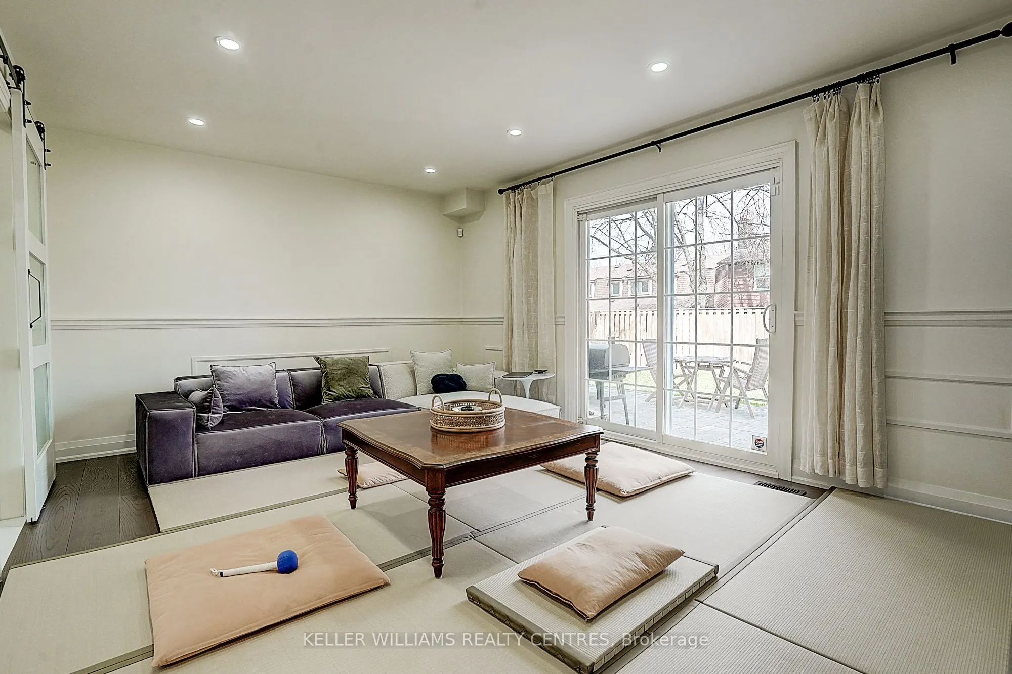 11 Elkpath Avenue